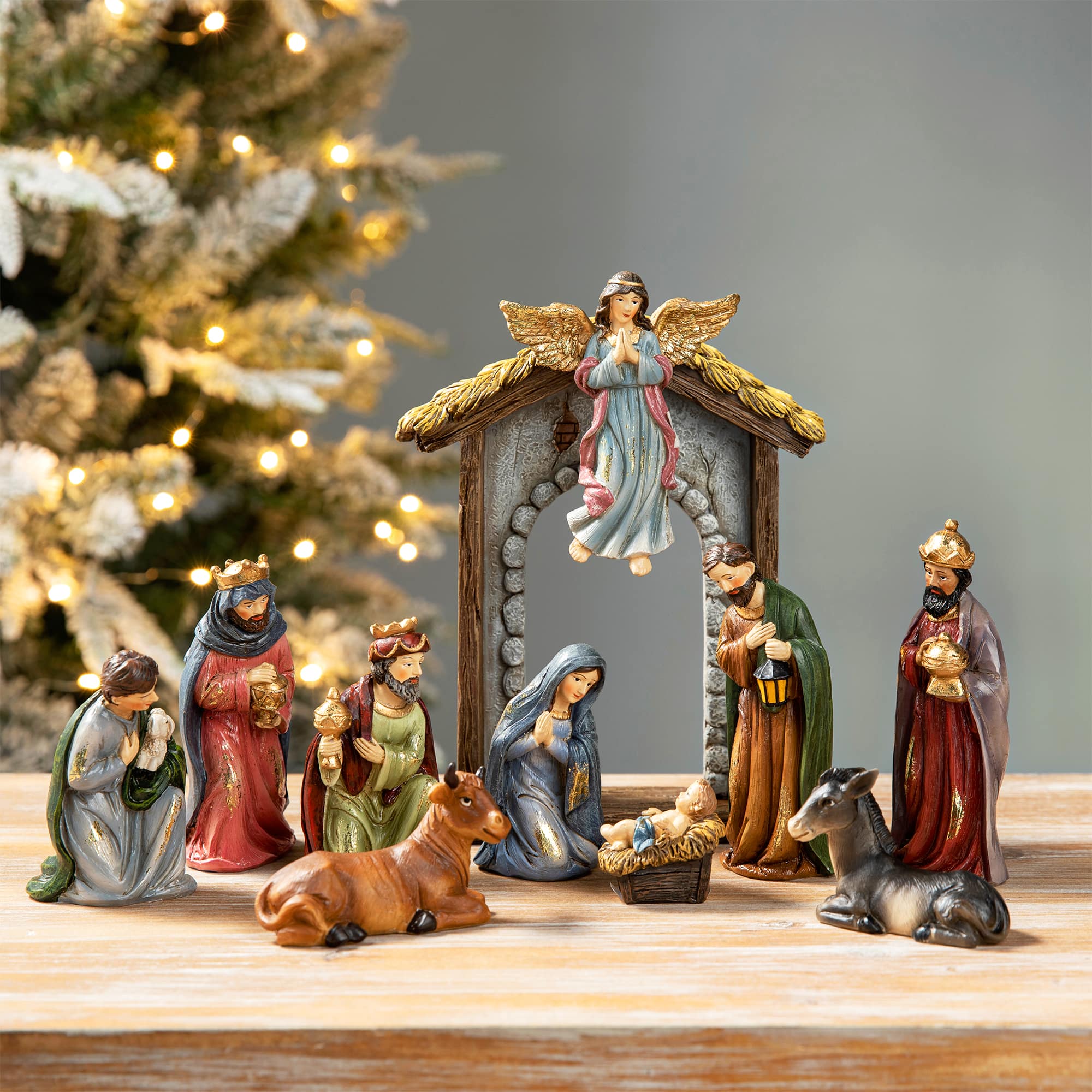 Glitzhome® Multicolor Resin Nativity Figurine Set