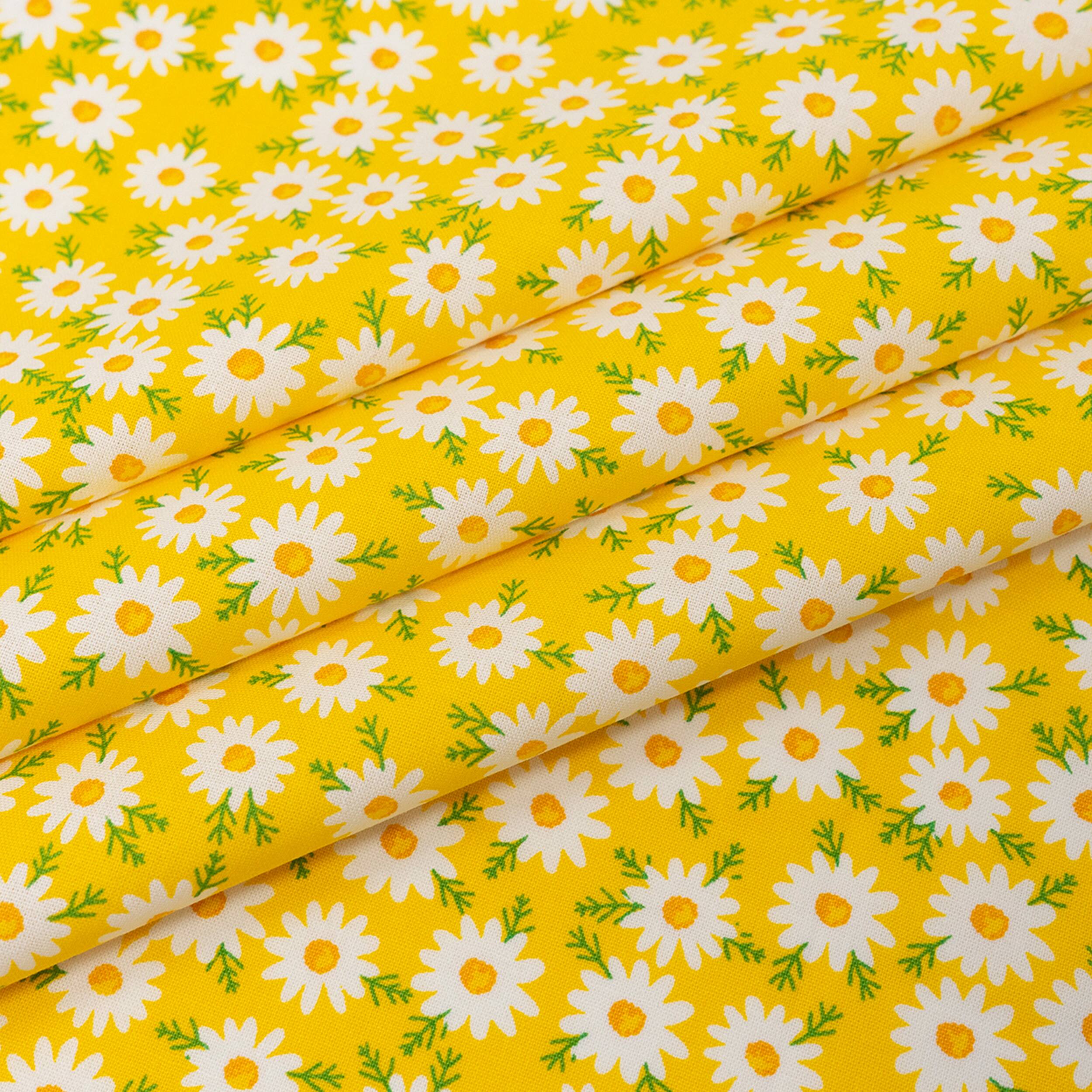 SINGER Honey Bee Gnomes Cotton Fabric Bundle