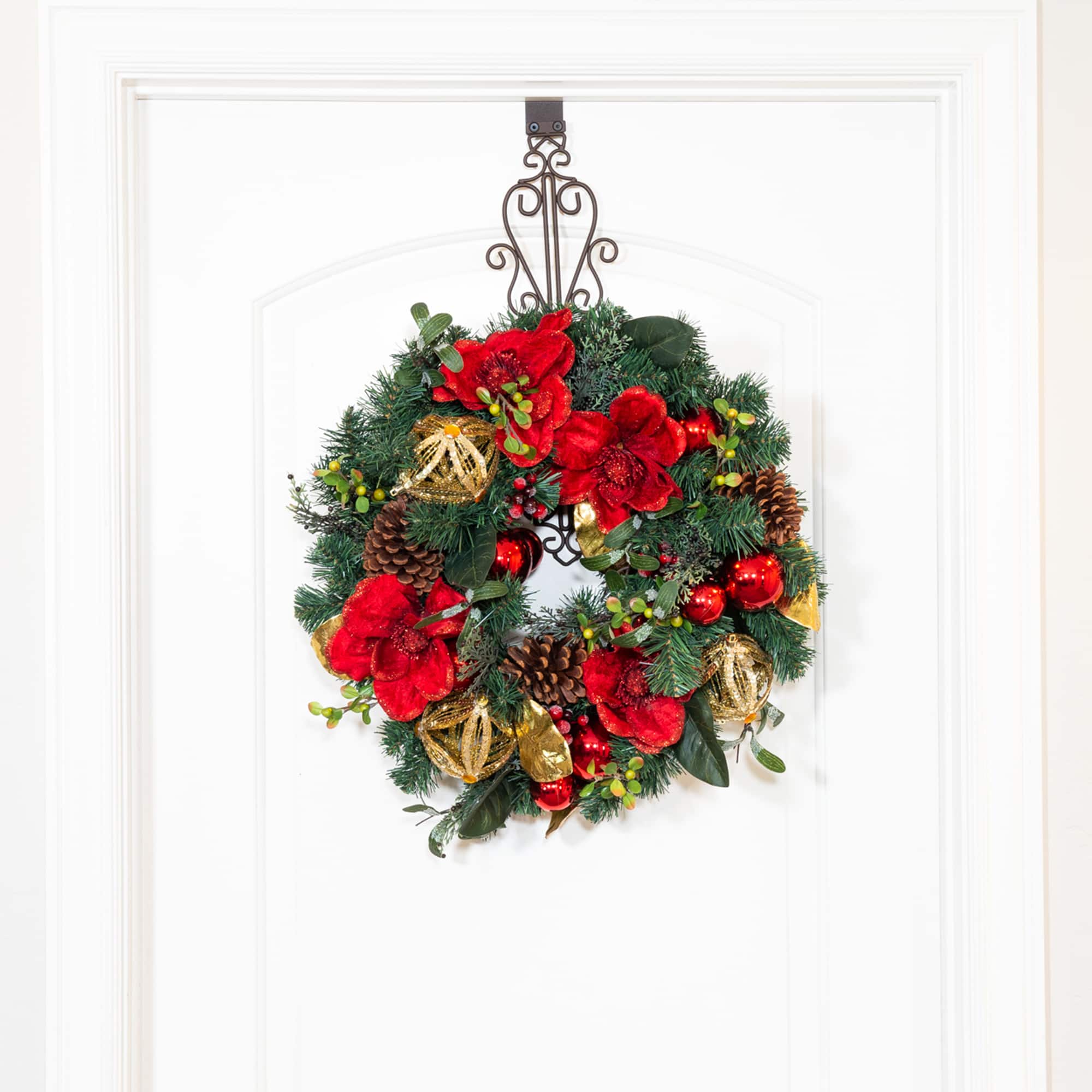 Village Lighting 24" Red Magnolia Wreath