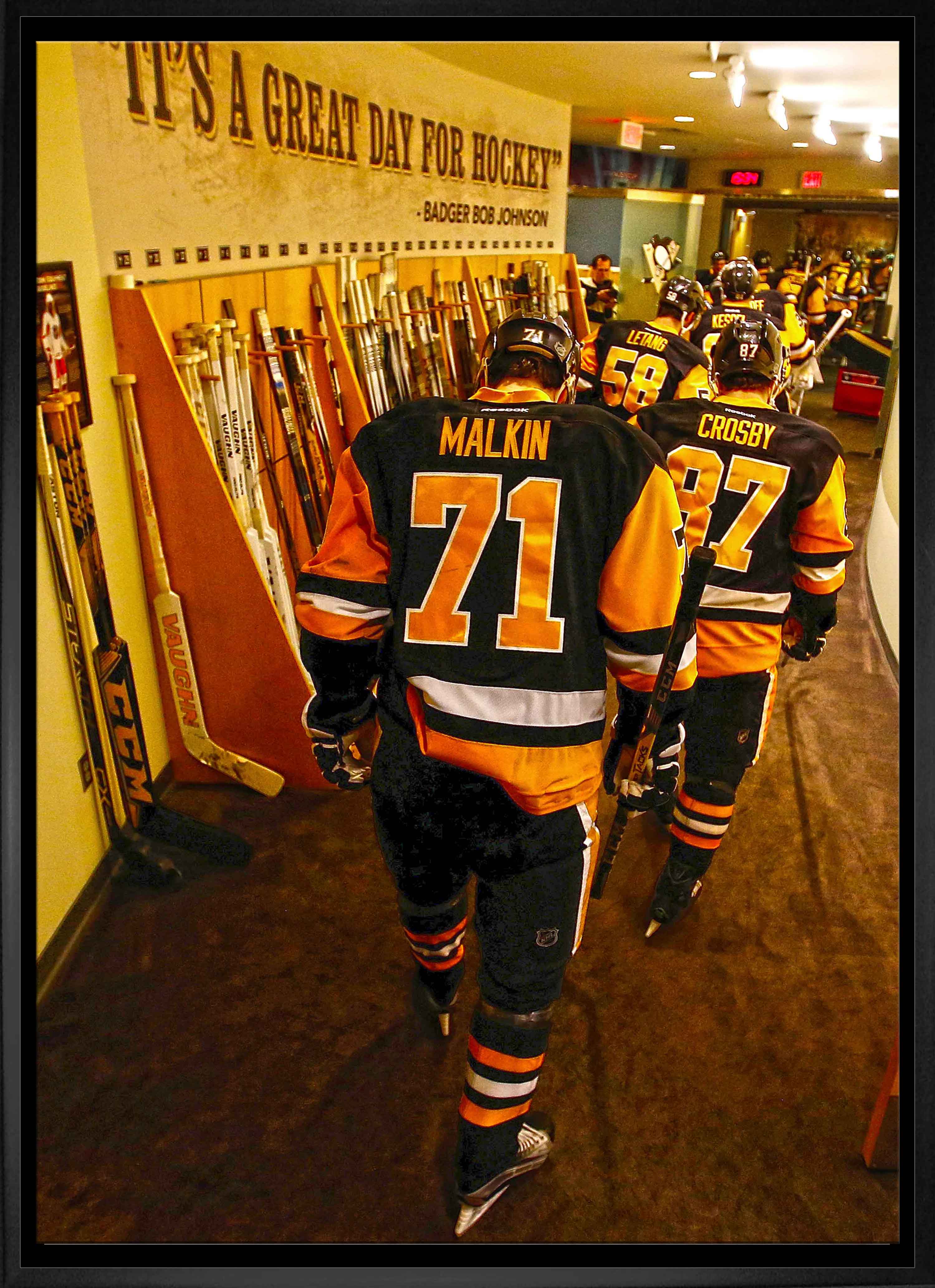 Evgeni Malkin and Sidney Crosby Pittsburgh Penguins Framed 20" x 29" Walking in Dressing Room Hallway Canvas