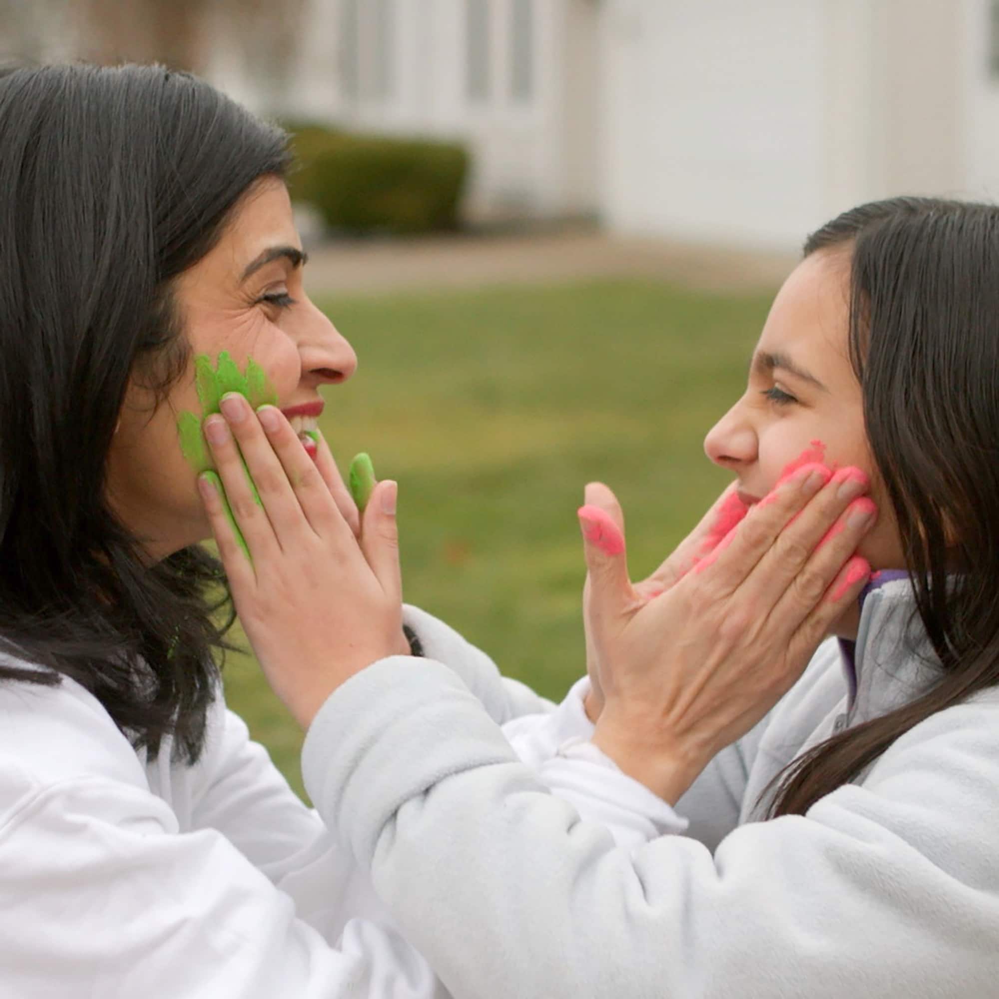 Kulture Khazana Holi 1lb. Color Powder Bags, 5ct.