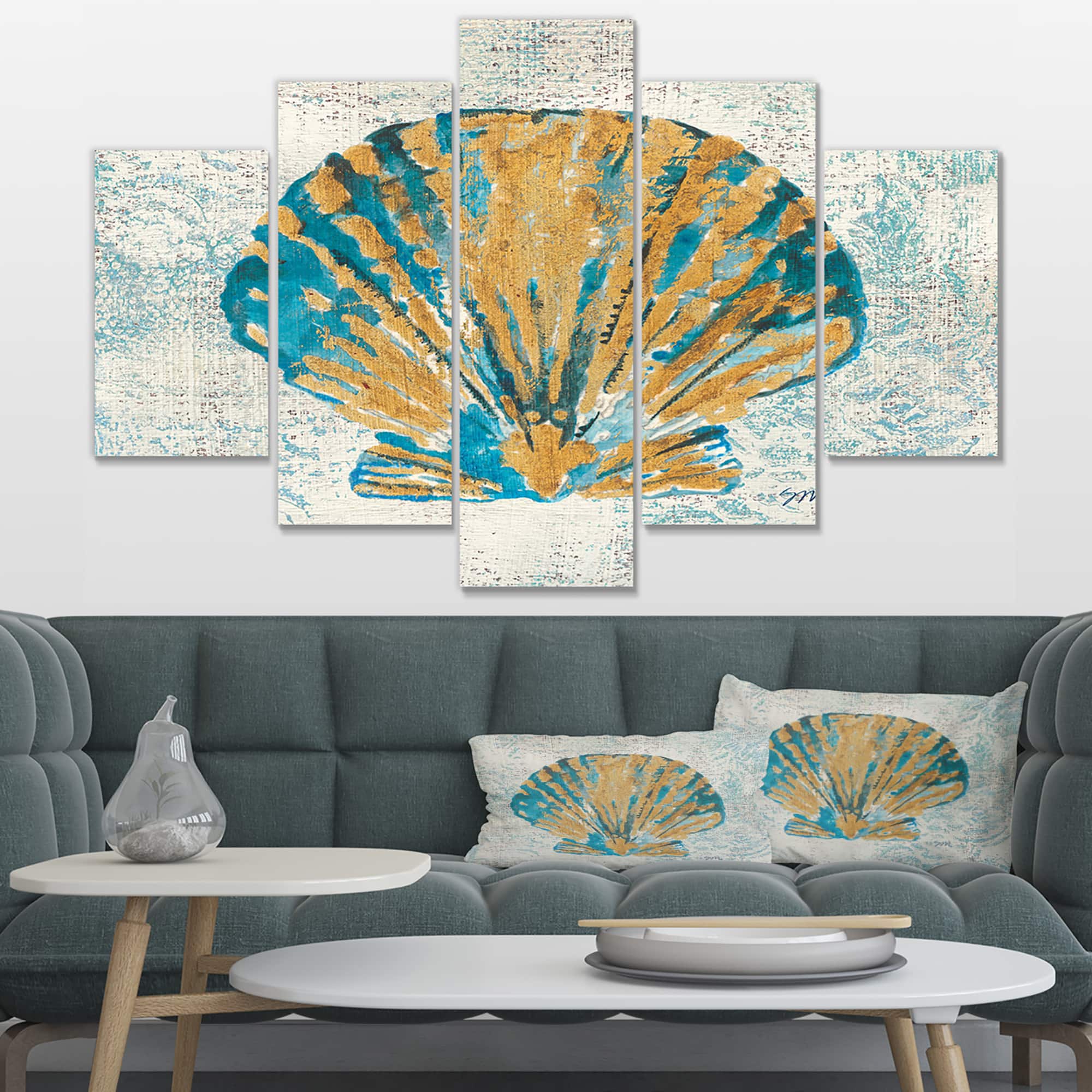 Designart - Coastal Pastel seashells I