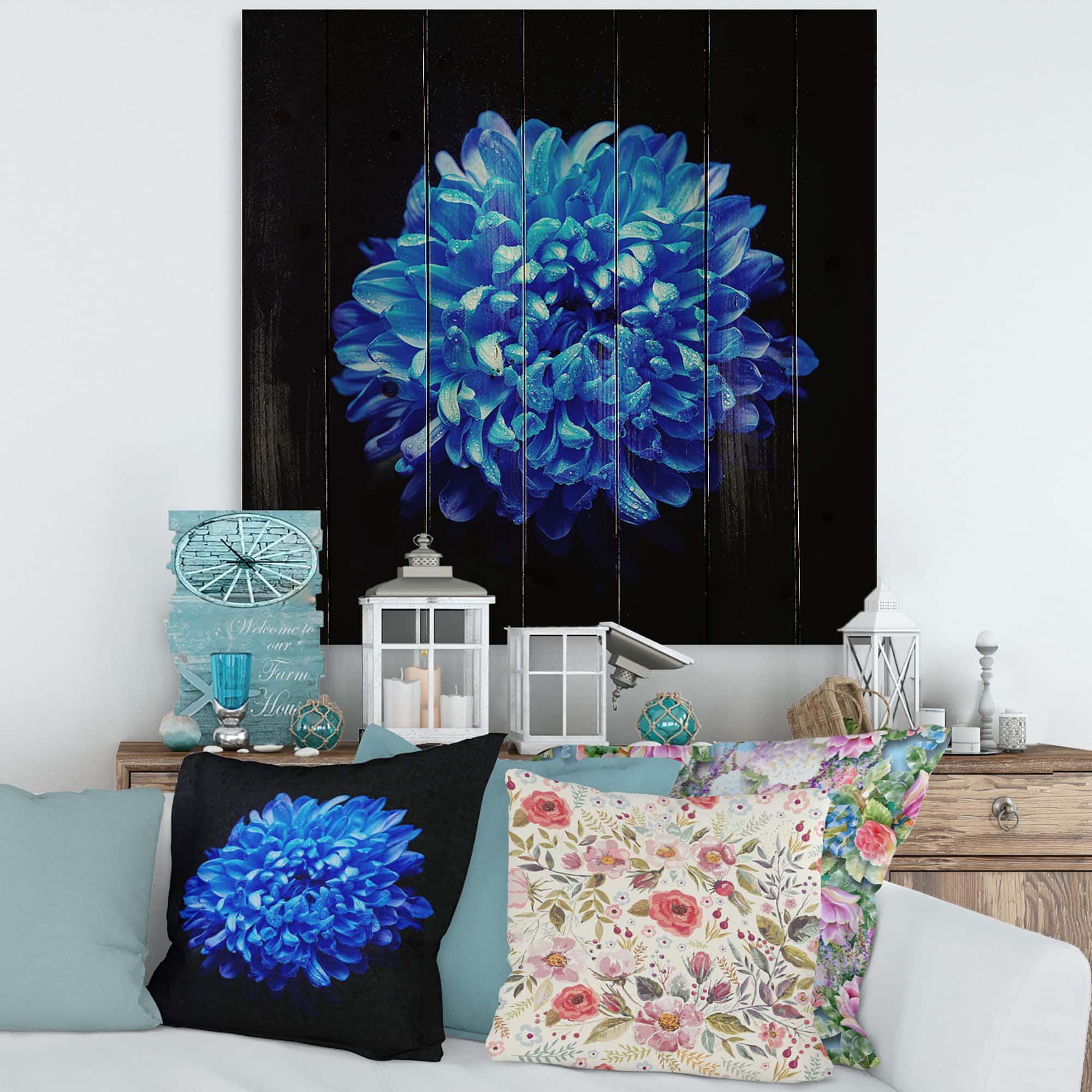 Designart - Blue Aster With Dew Drops