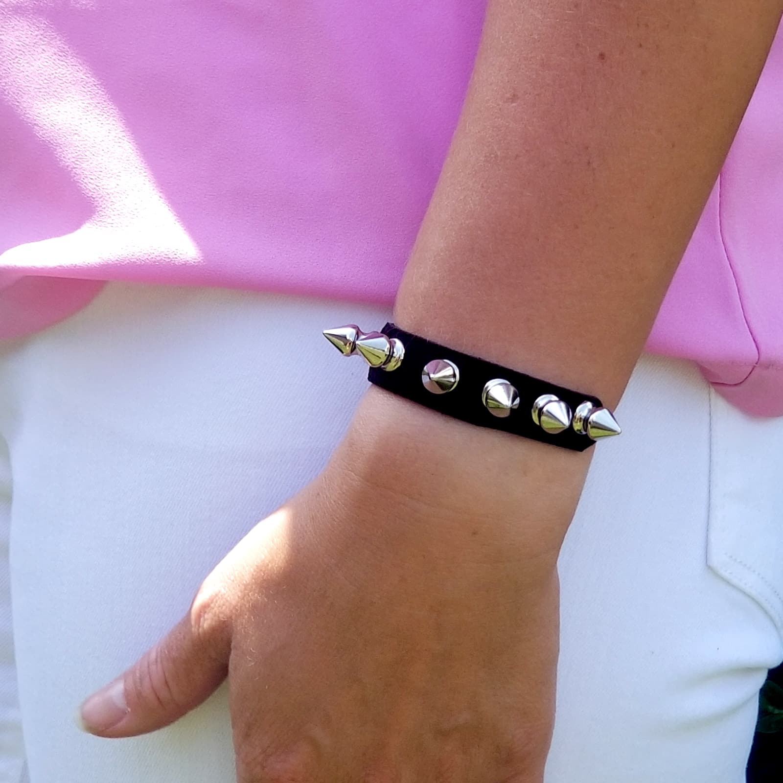 Spikes & Screws for Leather by ArtMinds™