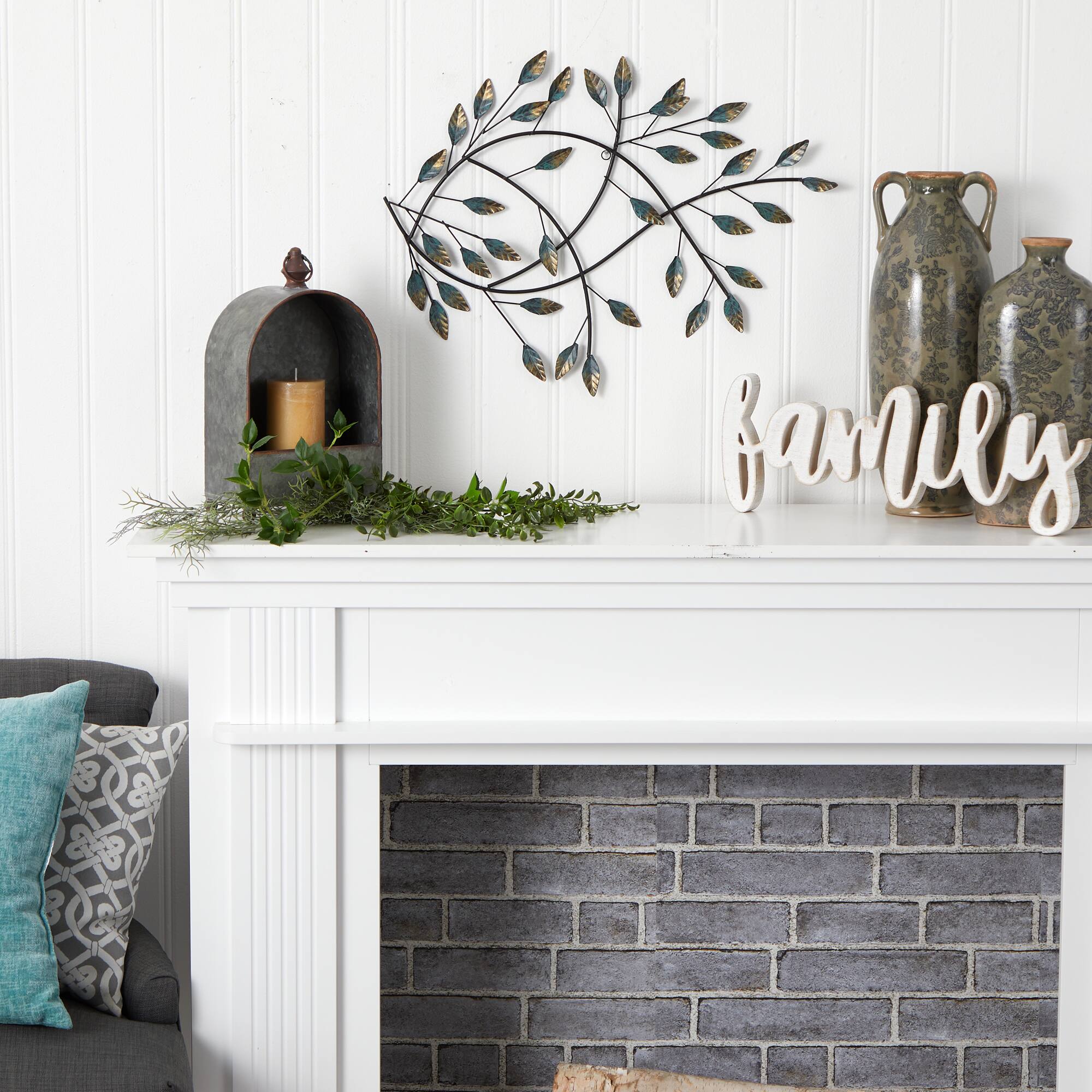 Scattered Leaves & Vine Wall Décor