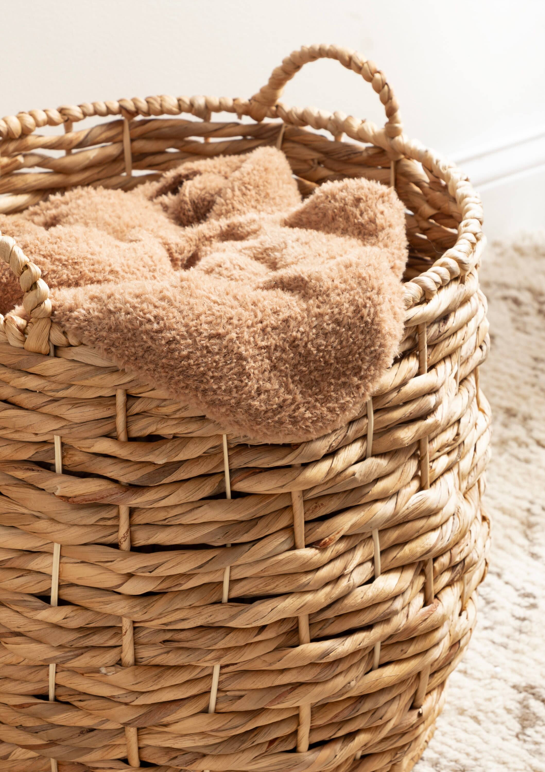 Kate and Laurel Livia Round Woven Basket Set
