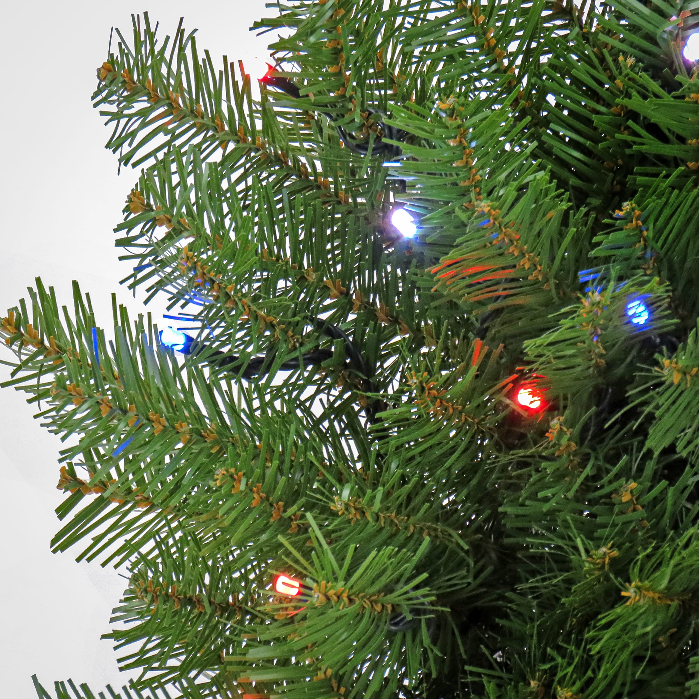 30" LED Norwood Fir Wreath