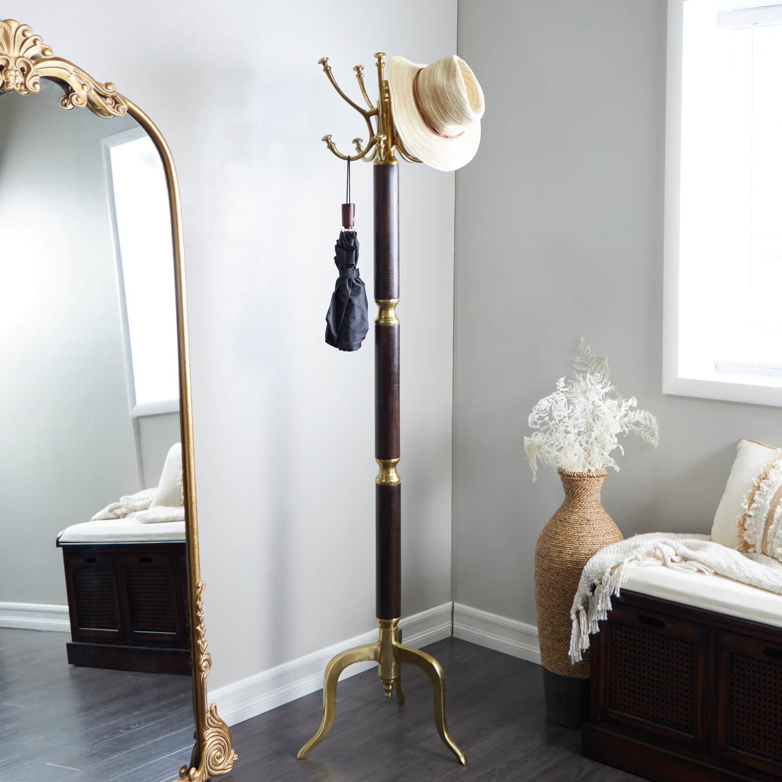 Gold Aluminum Traditional Coat Rack, 18" x 18" x 72"
