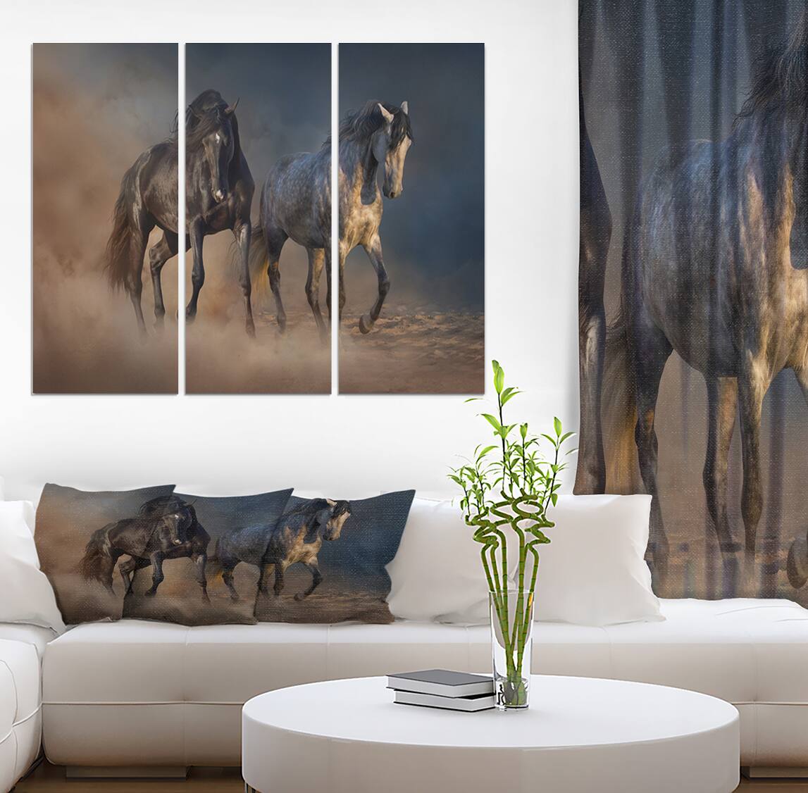 Designart - Black and white horse run - Animals photographyPrint on Wrapped Canvas set