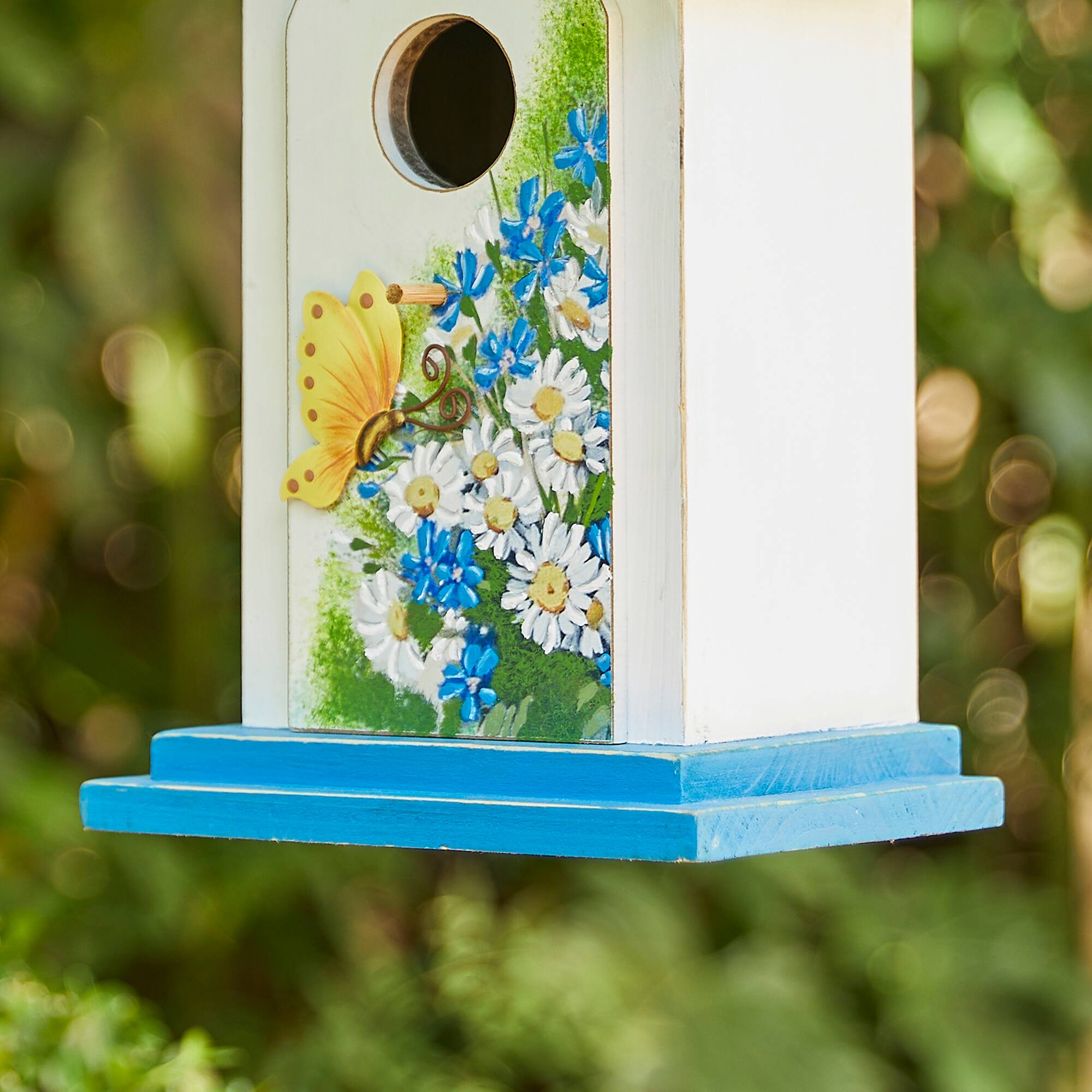 Glitzhome® 11.75" Distressed Wood Daisy with Butterfly Birdhouse