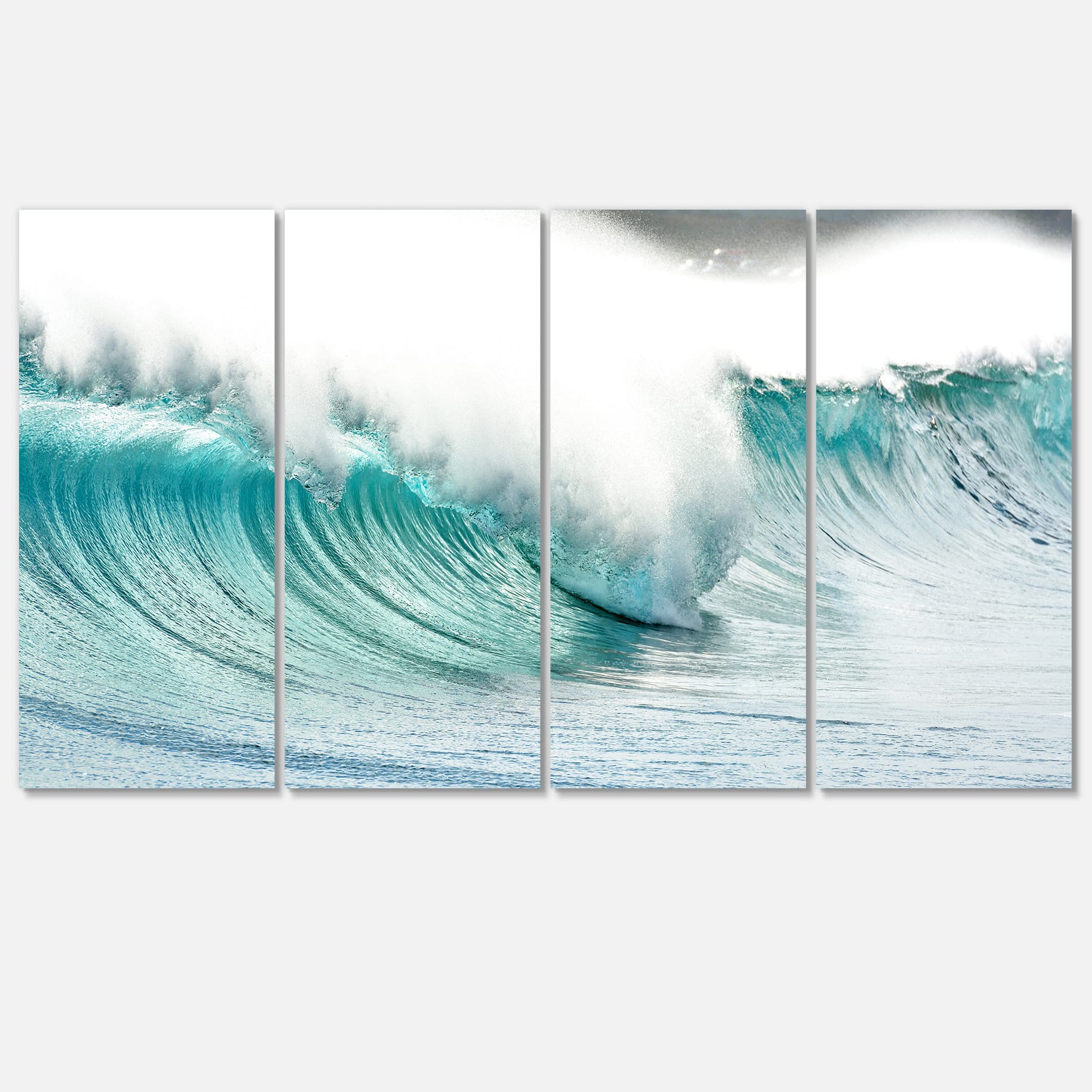 Designart - Massive Blue Waves Breaking Beach