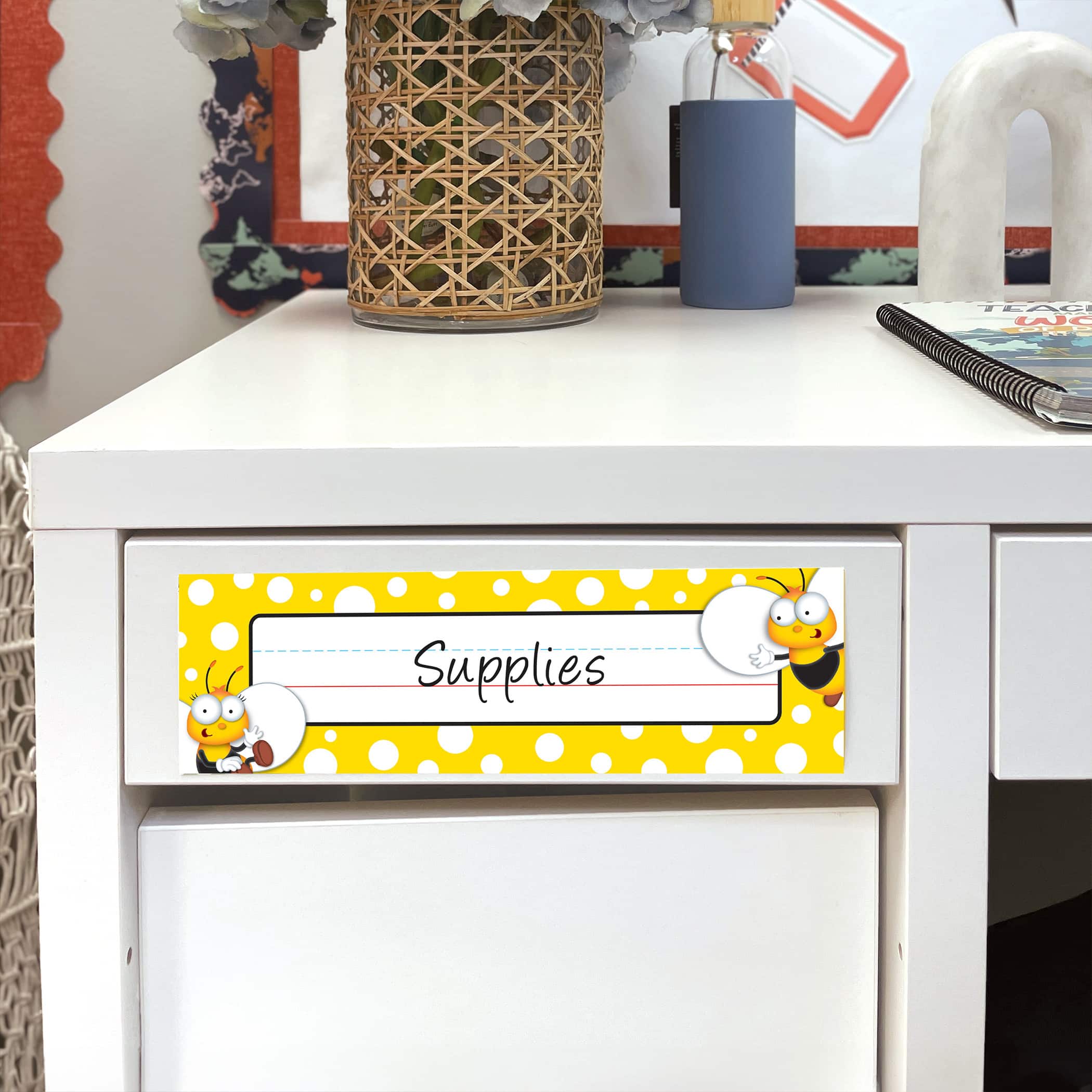 Carson Dellosa® 9.5" x 2.75" Education Grades PK-5 Buzz-Worthy Bees Nameplates, 216ct.