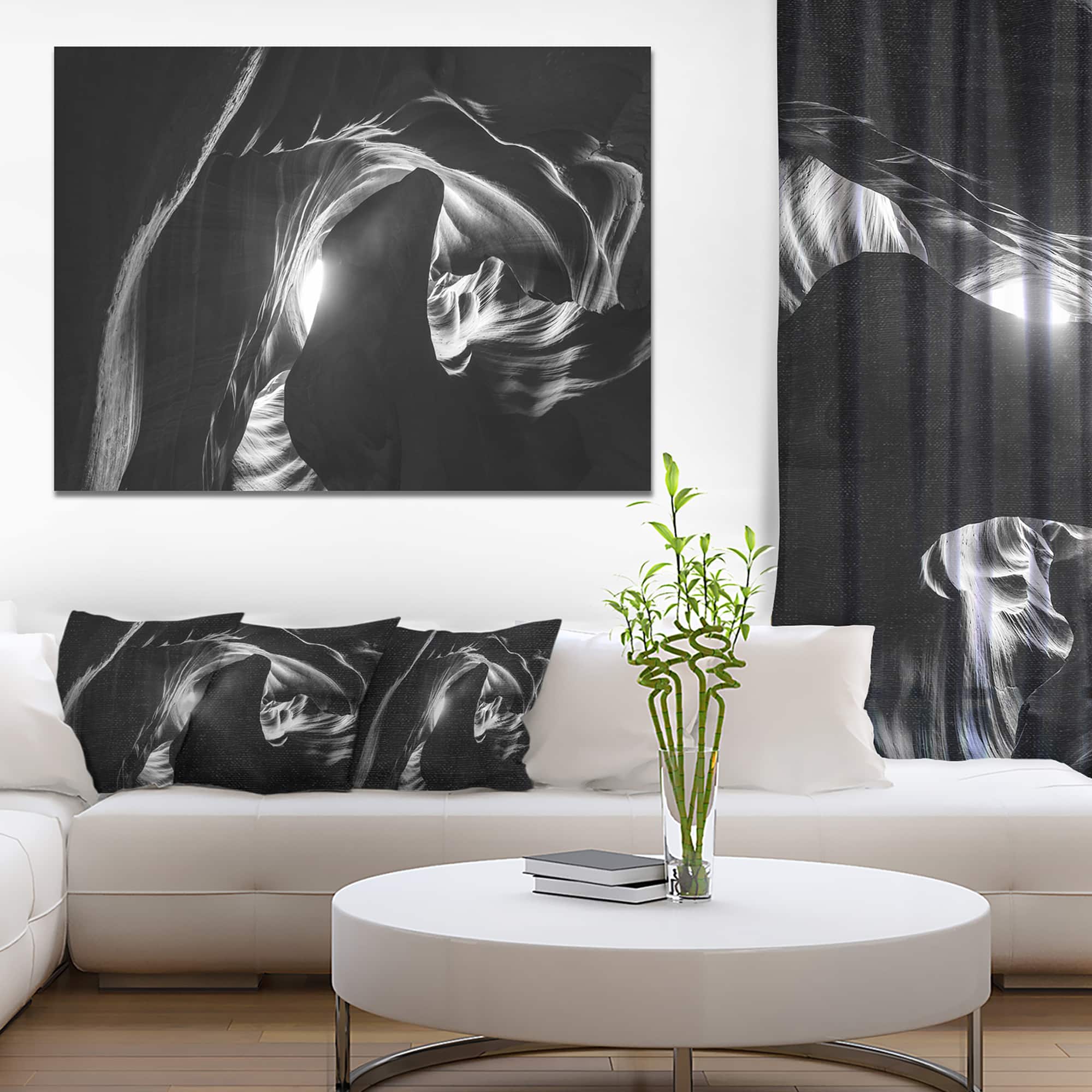 Designart - Antelope Canyon in Navajo - Landscape Photography Canvas Print