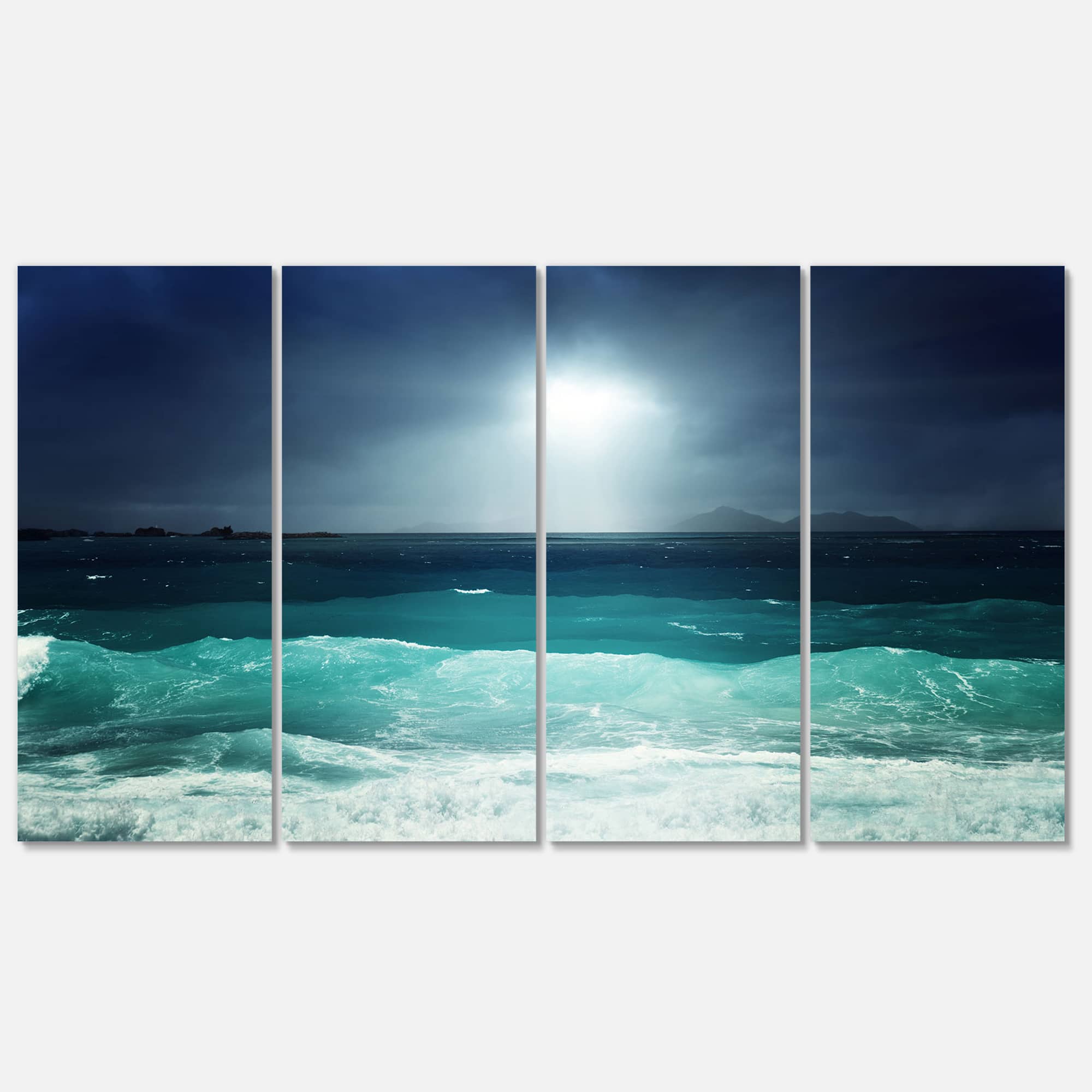 Designart - Green Ocean Waves under Dark Sky
