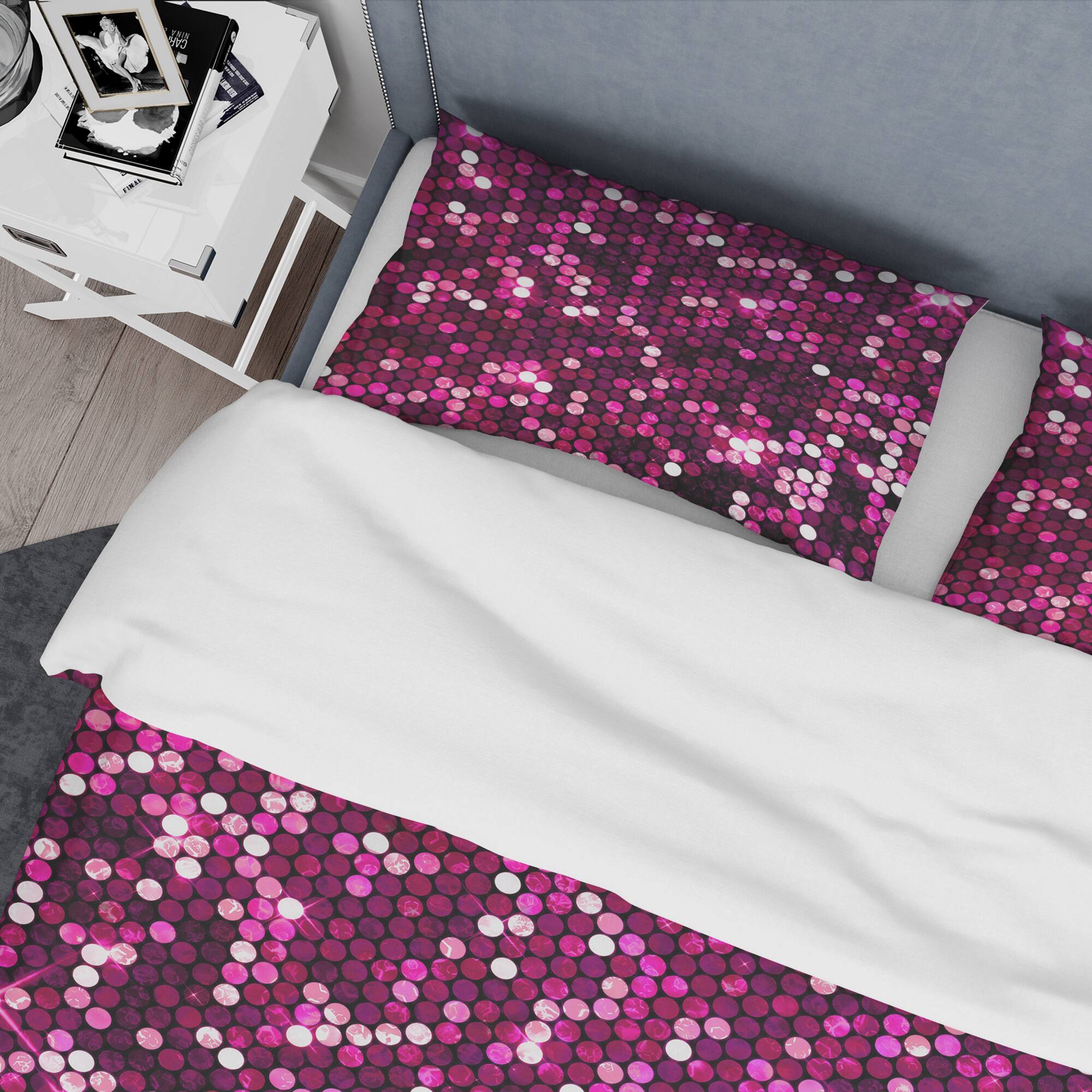 Designart 'Pink Sparkle Glitter ' Mid-Century Duvet Cover Set
