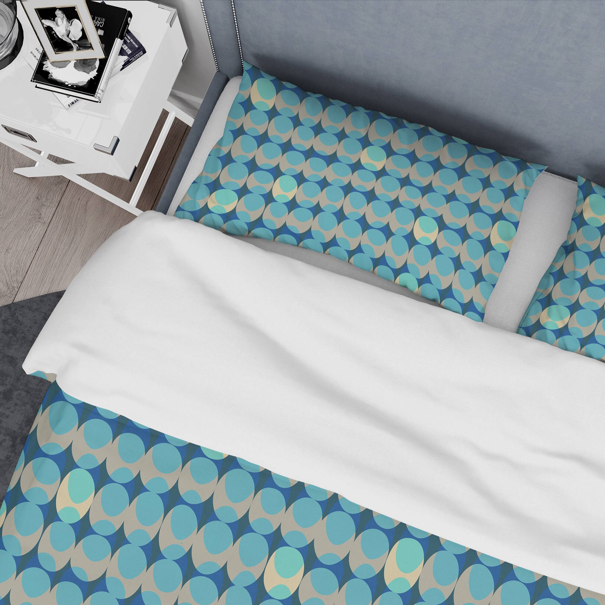 Designart 'Retro Abstract Design XV' Mid-Century Duvet Cover Set