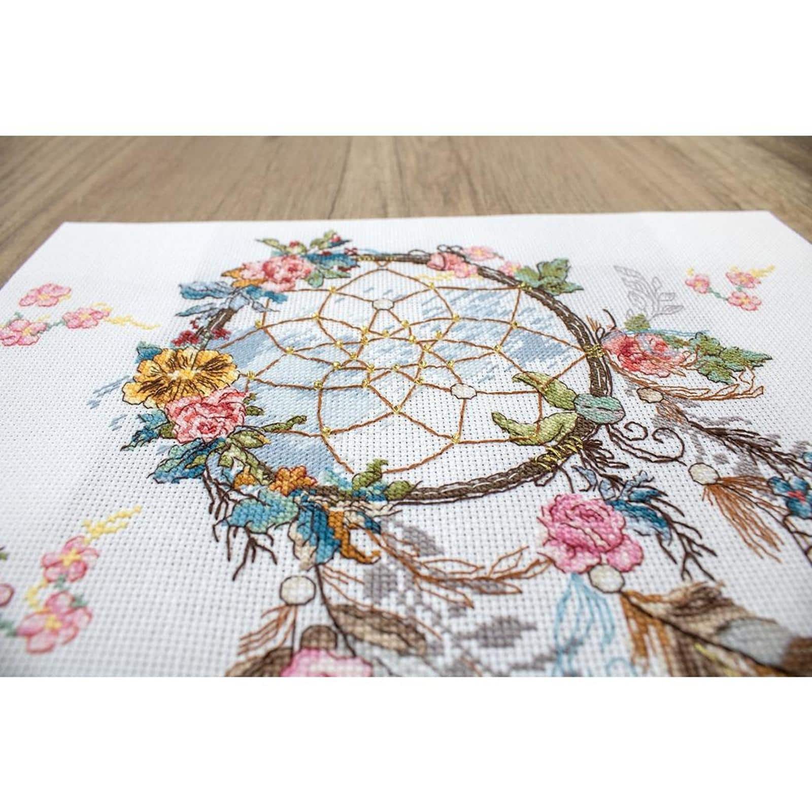 Alisa Strawberries Cross Stitch Kit
