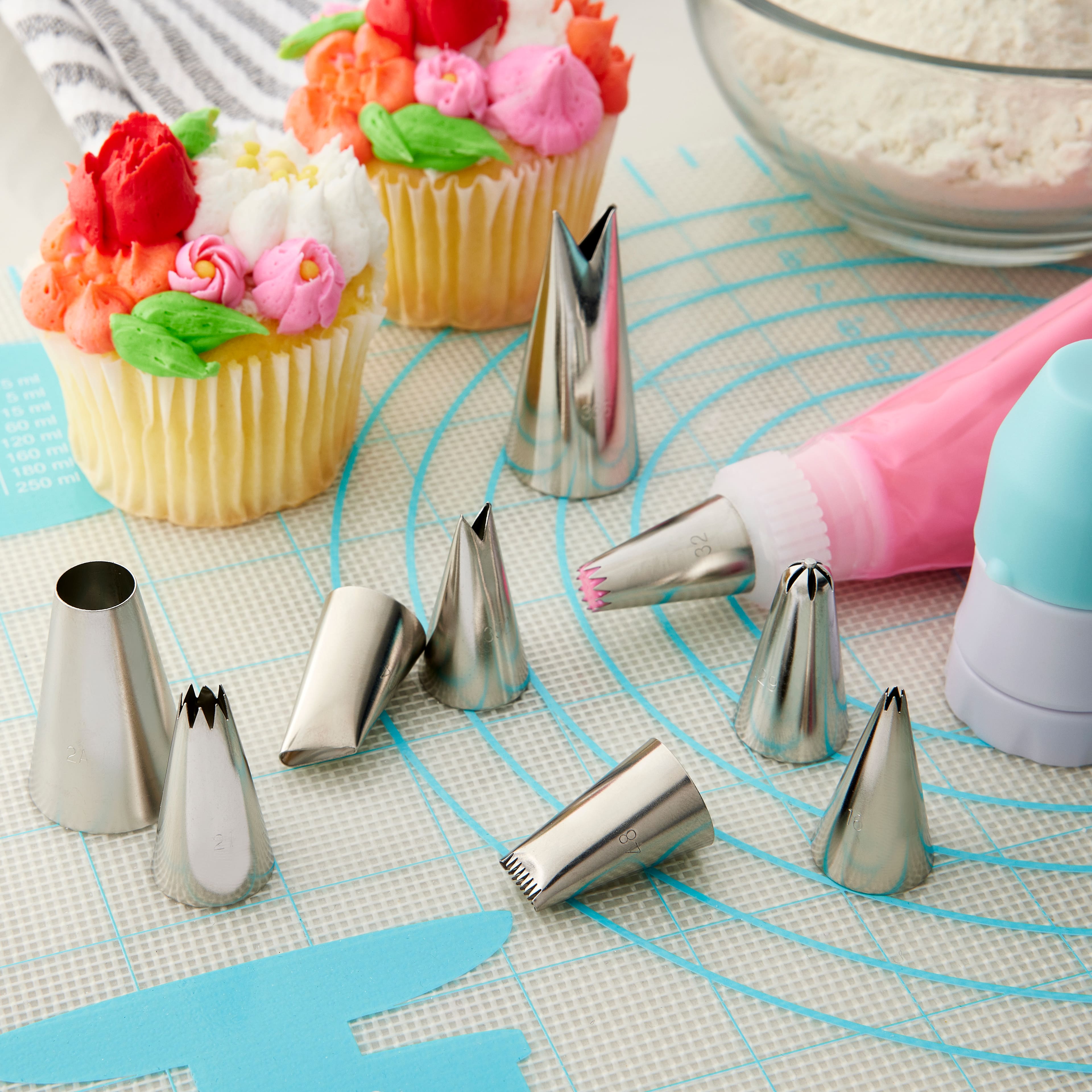 Basic Decorating Kit by Celebrate It®