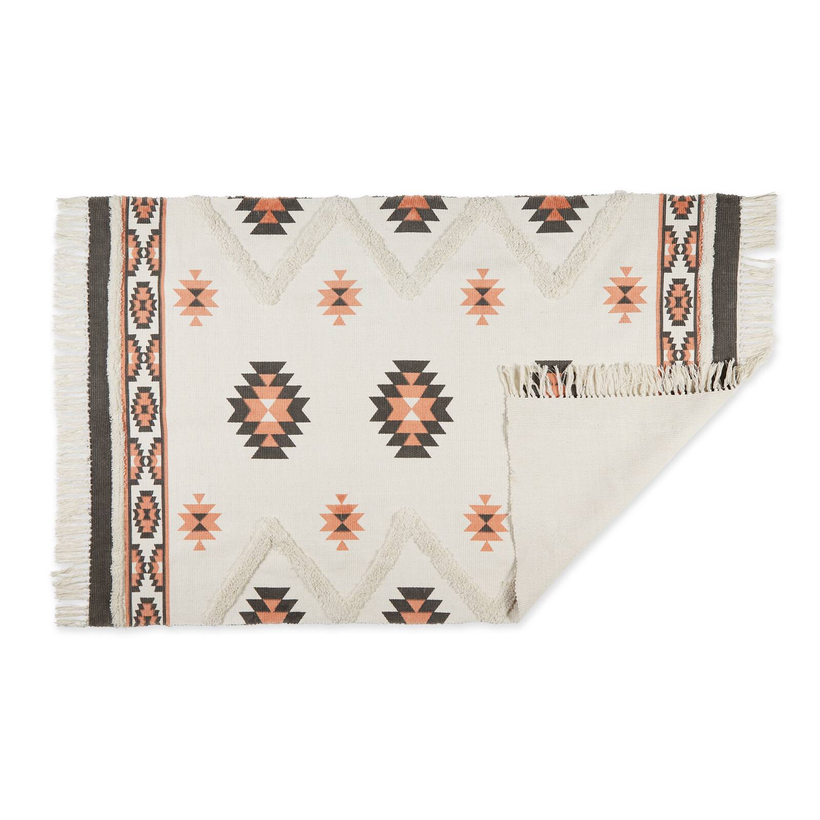 DII® Southwestern Textured Hand-Loomed Shag Rug