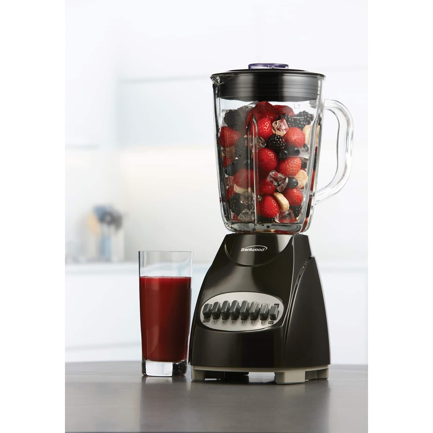 Brentwood 42oz. 12-Speed + Pulse Electric Blender with Glass Jar