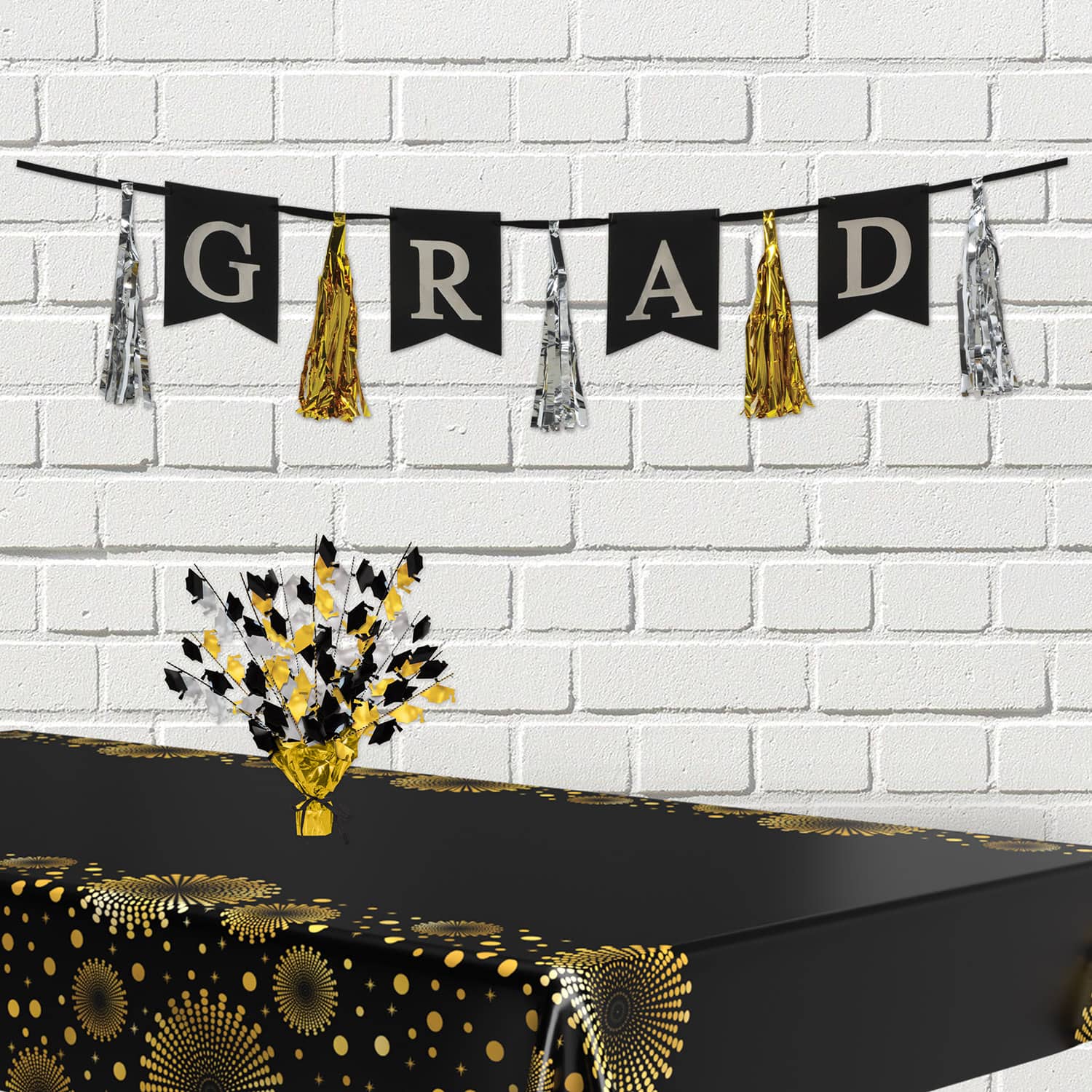 Beistle 15" Graduate Cap Gleam 'N Burst Centerpieces, 2ct.