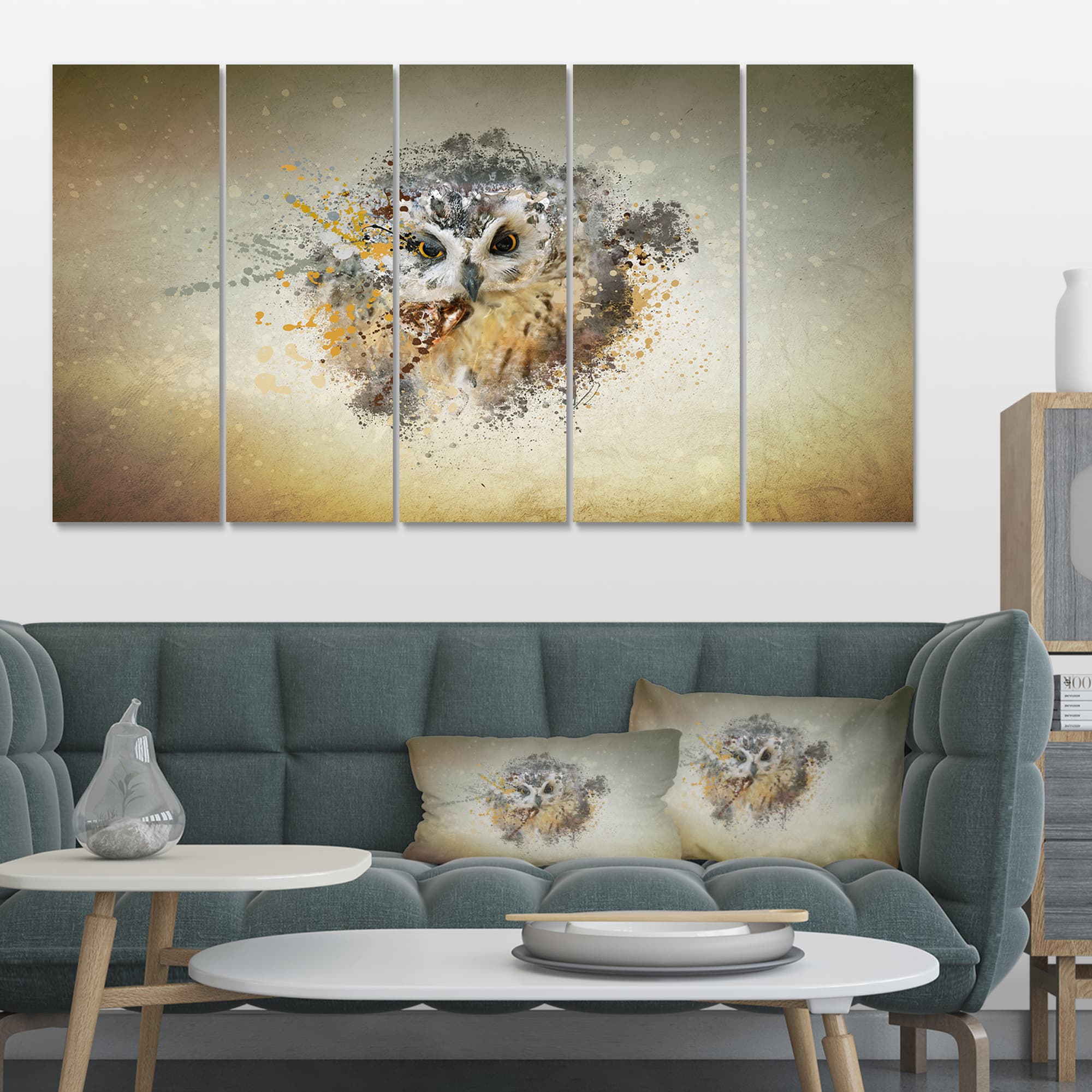 Designart - Large Gracing Owl - Animal Canvas Wall Art
