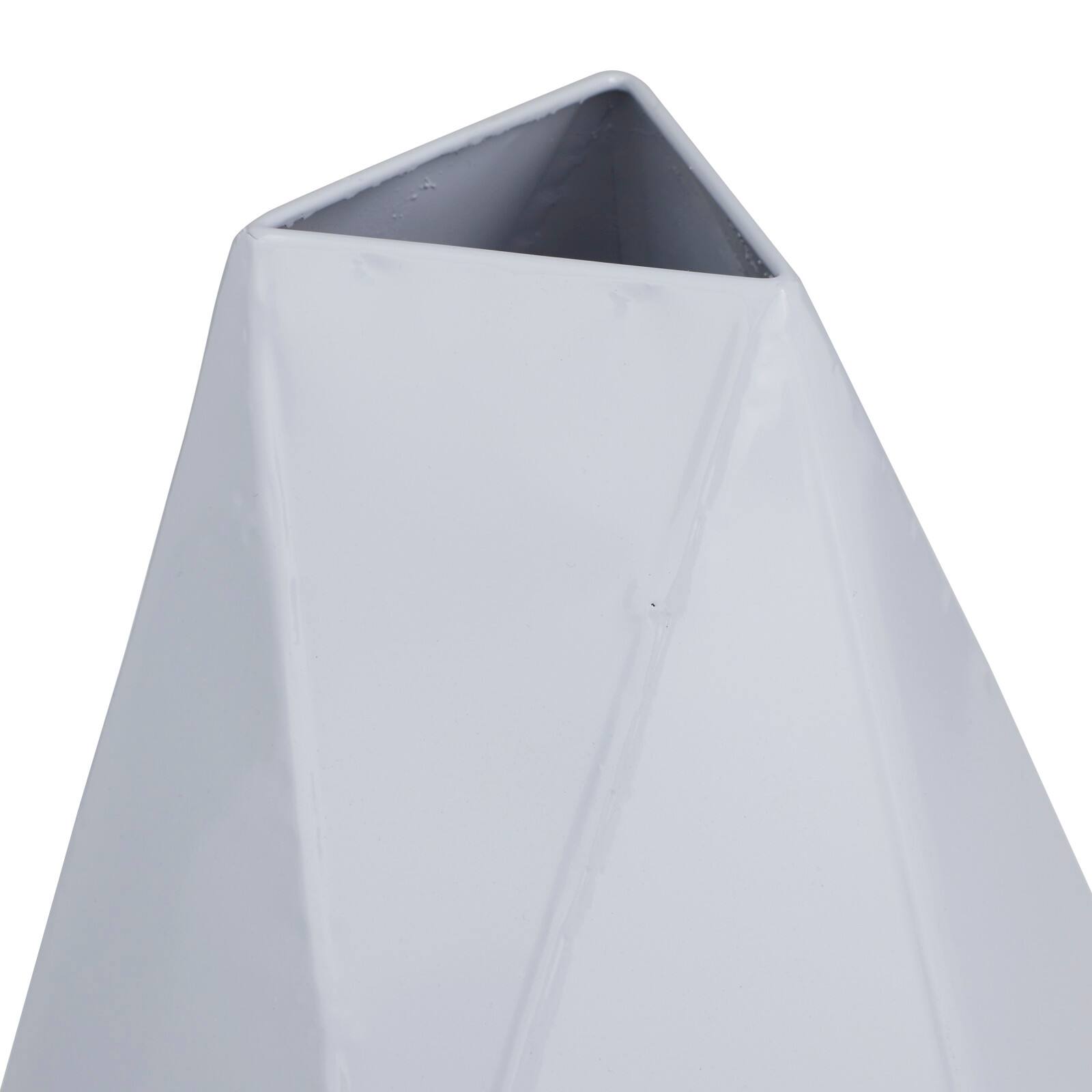 CosmoLiving by Cosmopolitan Iron Contemporary Vase
