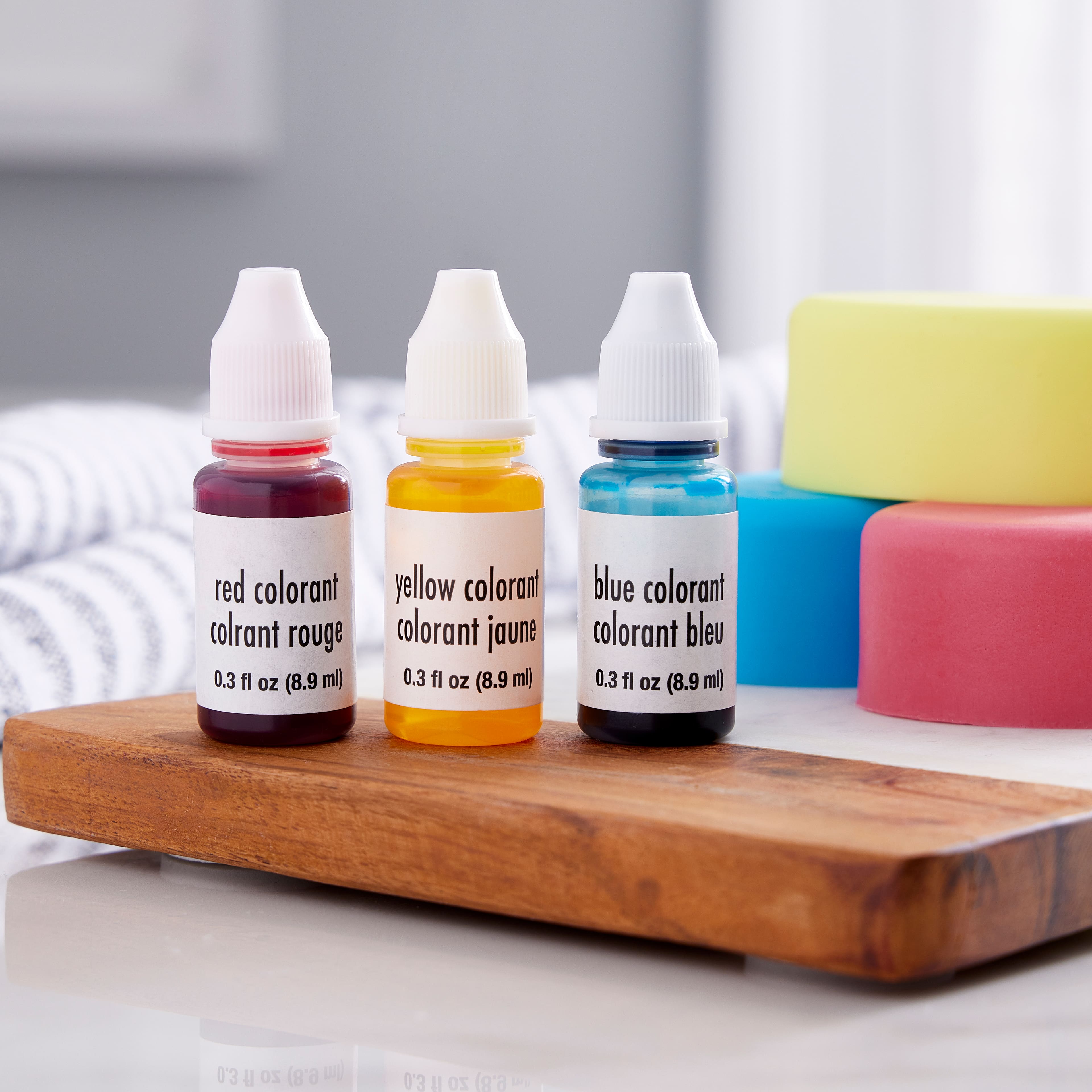 Colorants pour savon rouge, bleu et jaune de Make Market