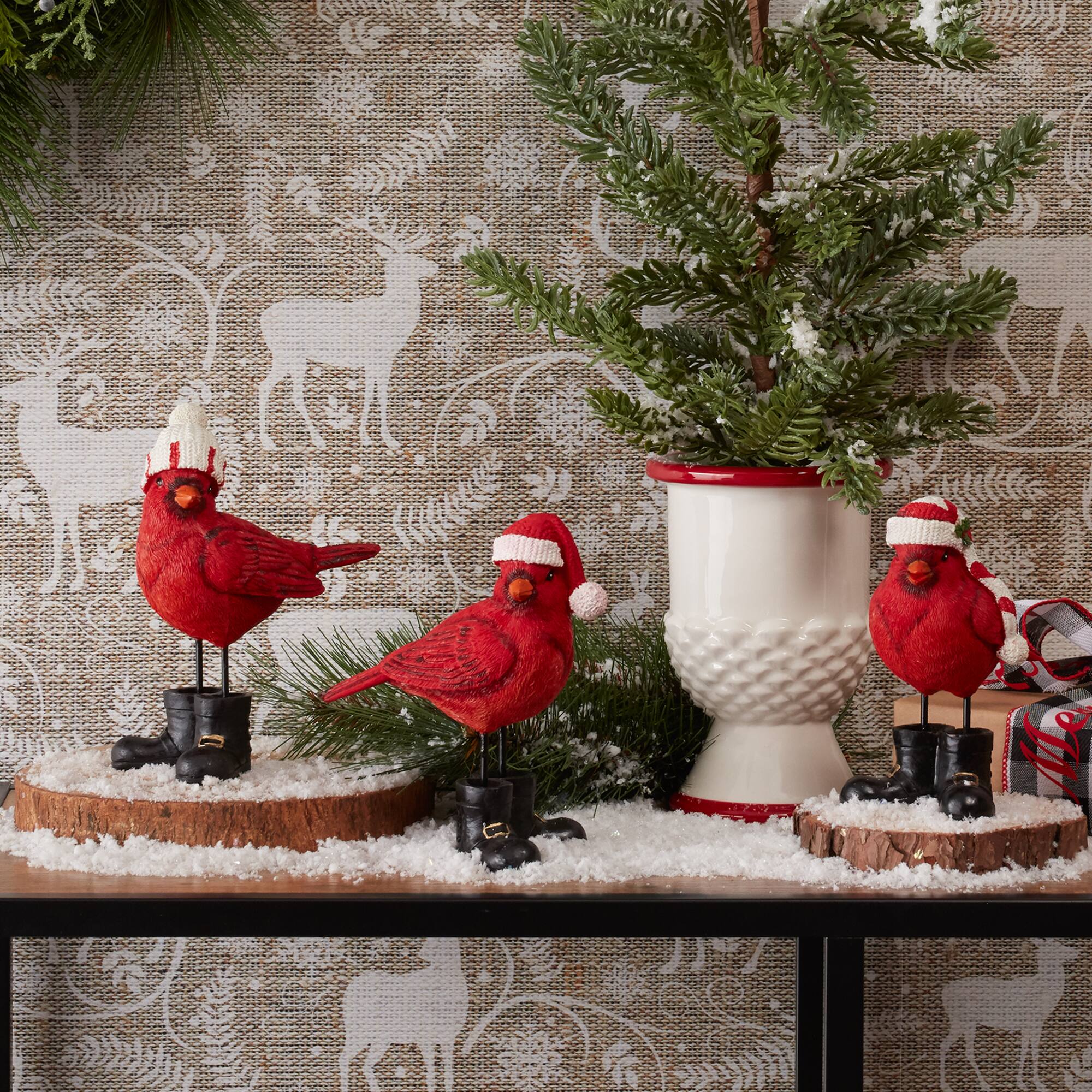Cardinal Figurine Set, 3ct.