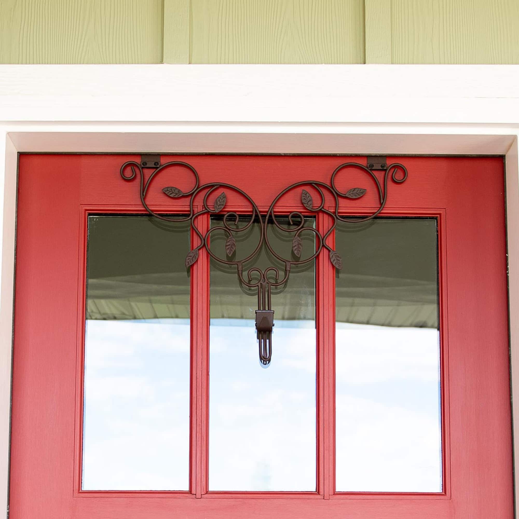 Village Lighting Adjustable Ivy Wreath Hanger