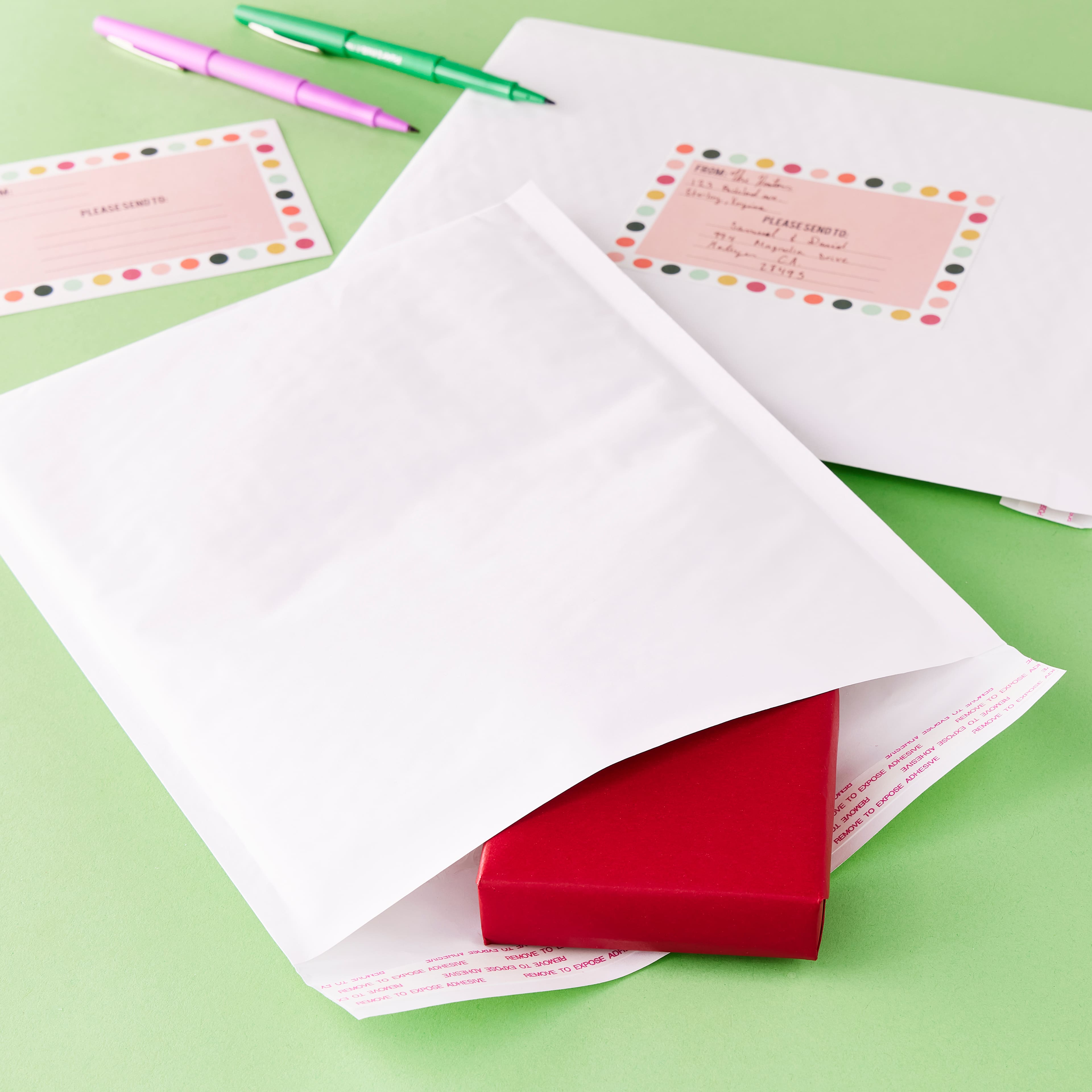 9.5" x 11.25" Bubble Mailers by Celebrate It™, 3ct.