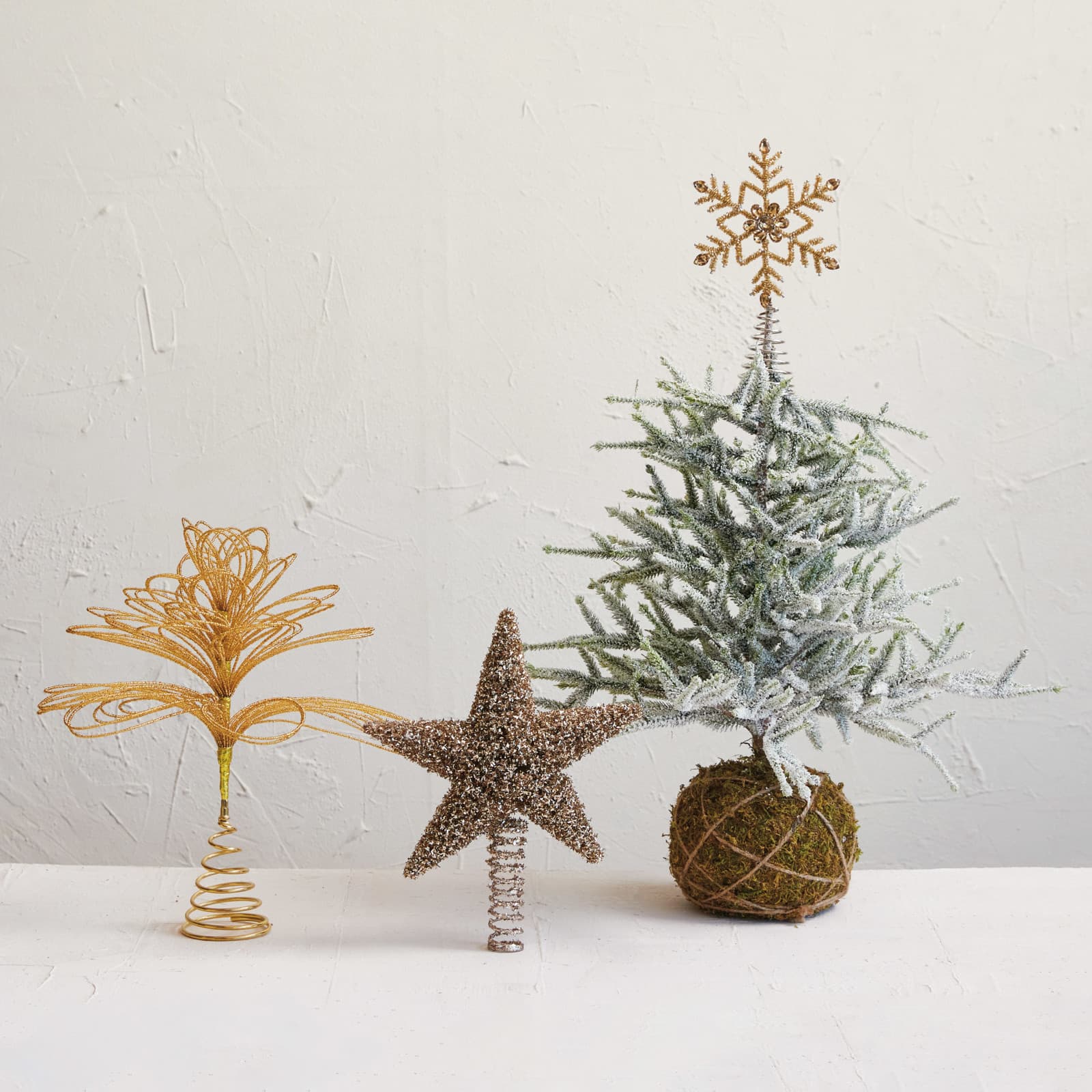 Hello Honey® 12" Gold Plastic & Metal Star Tree Topper