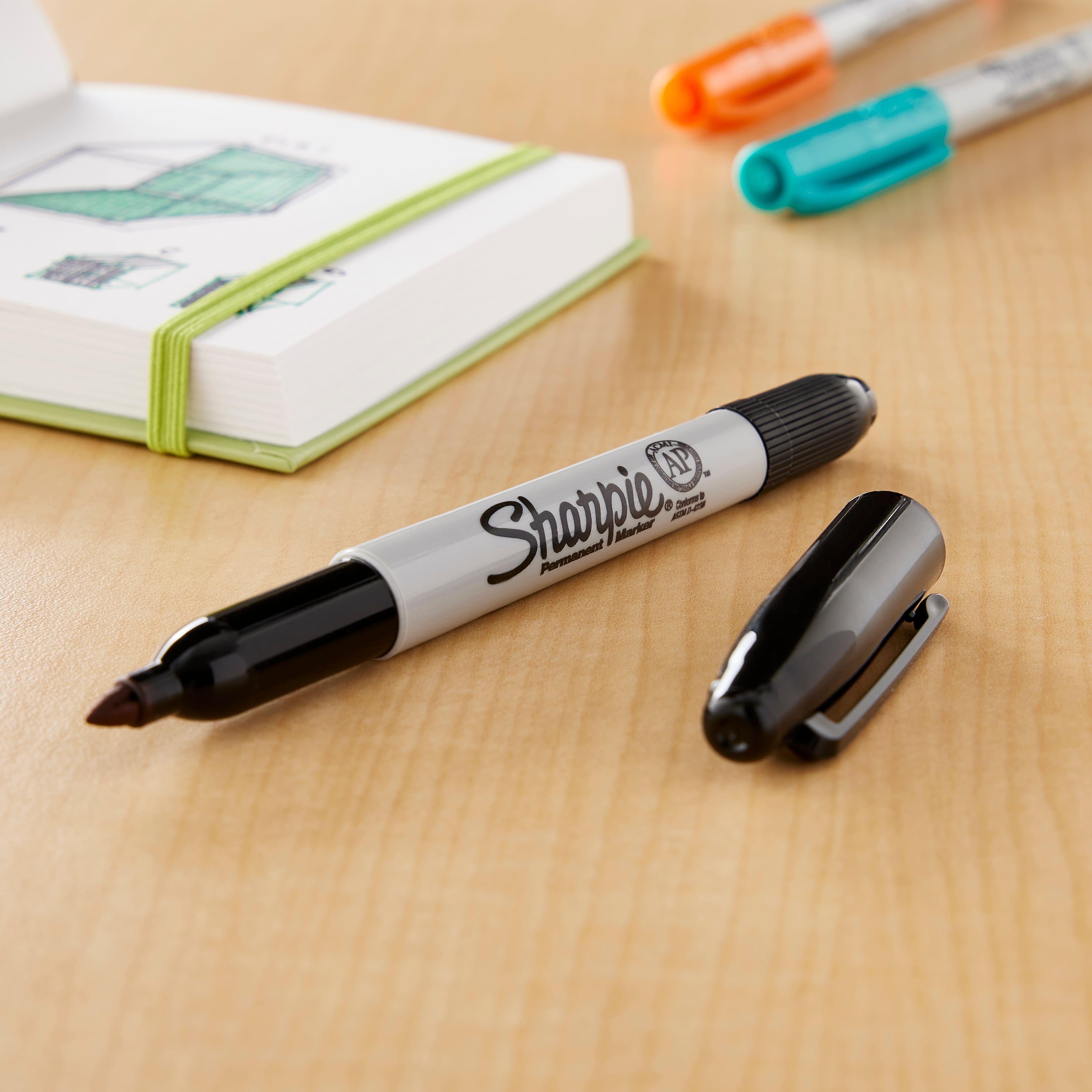 12 Pack: Sharpie® Twin Tip Black Permanent Marker