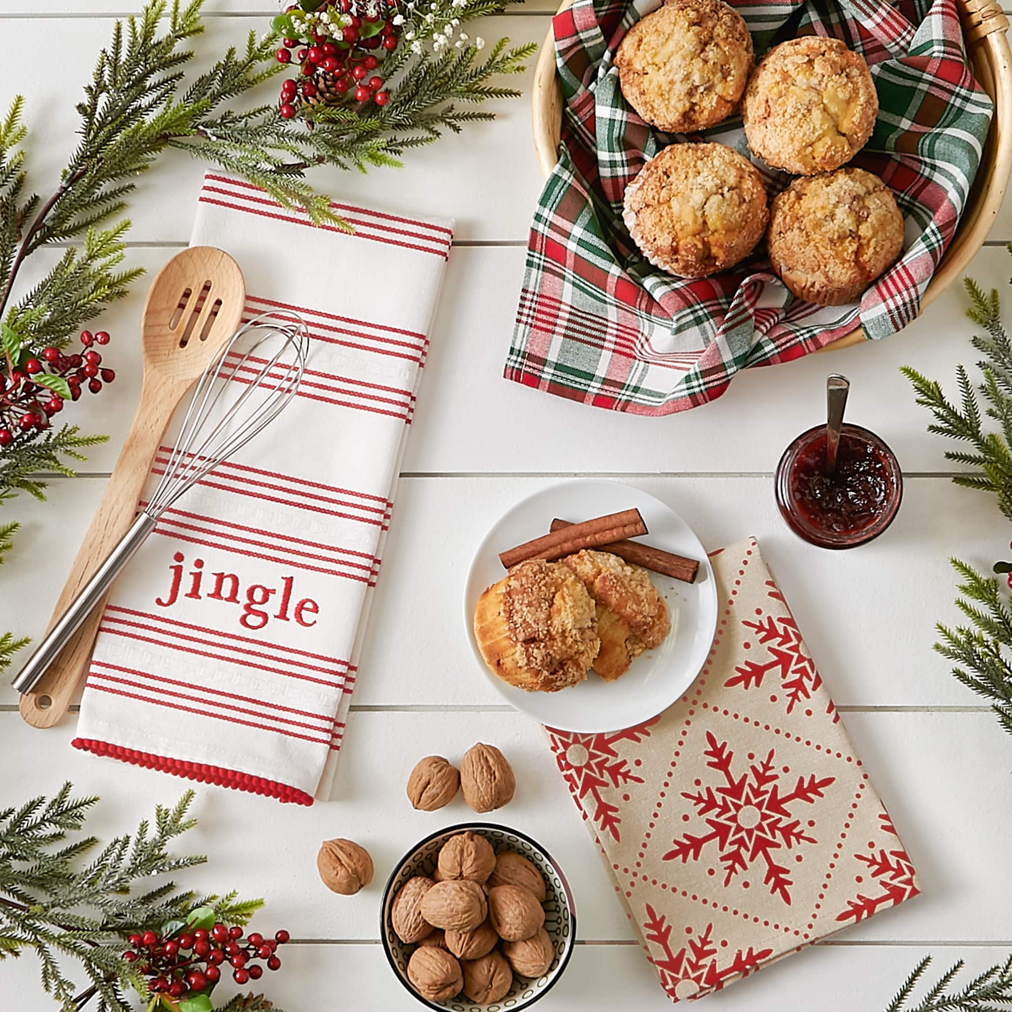 DII® Assorted Jingle Dishtowel Set