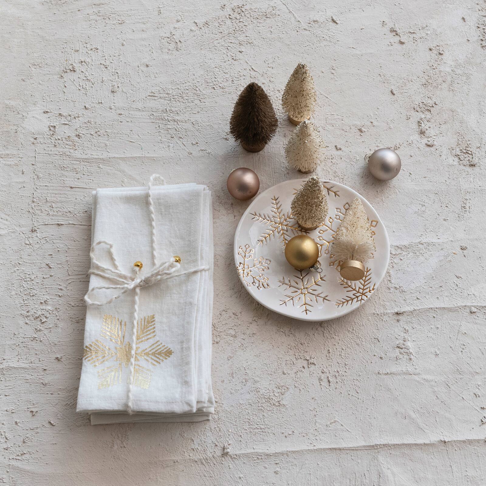 Hello Honey® 18" Linen Snowflake Napkin Set