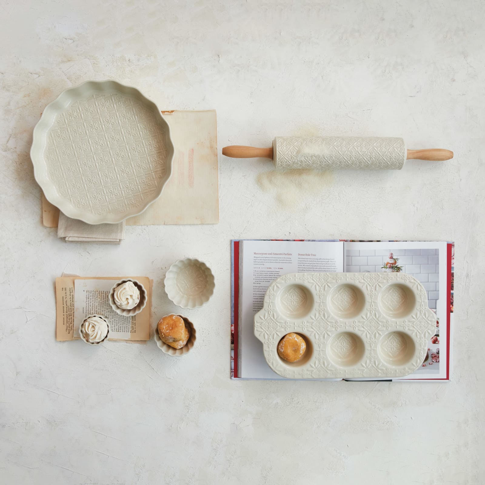 Hello Honey® Embossed Cream Fluted Round Stoneware Bowl Set