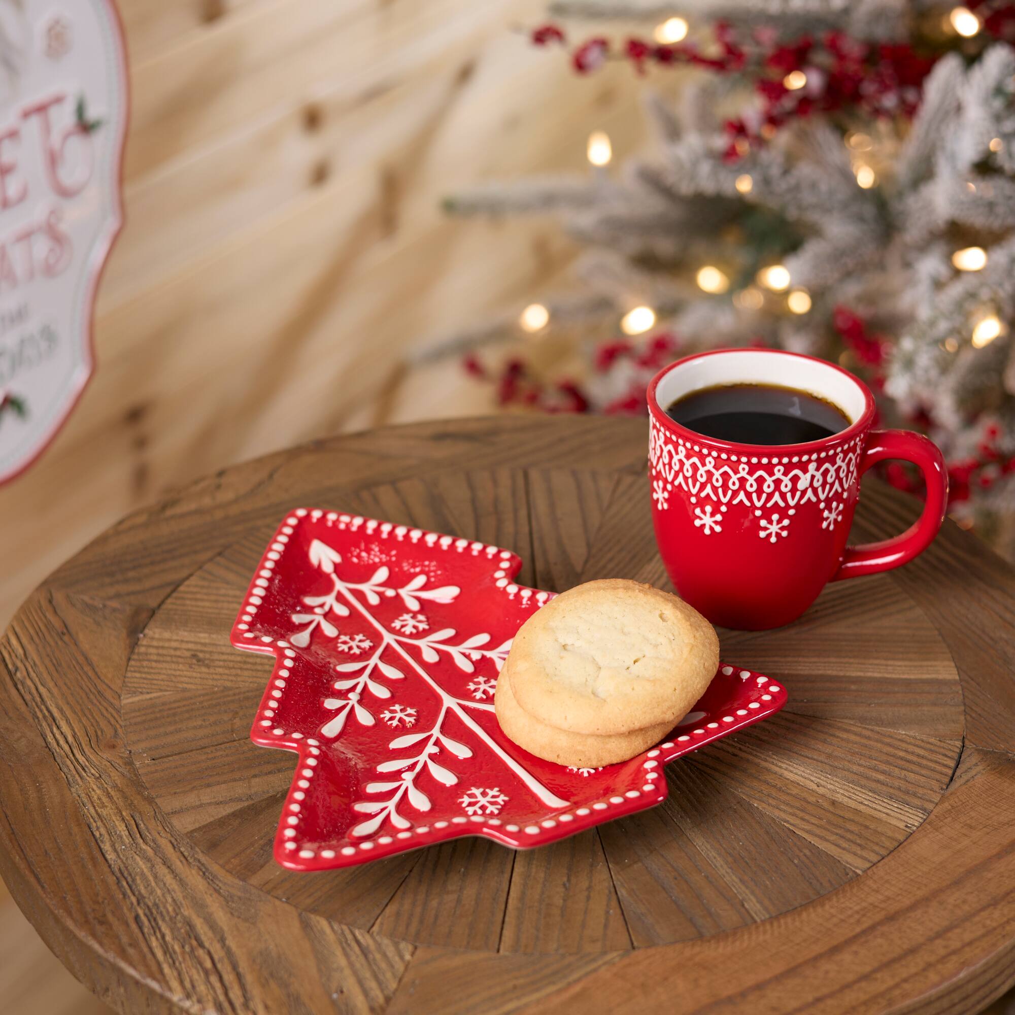 Melrose 10" x 8.5" Red Ceramic Tree Plates, 4ct.