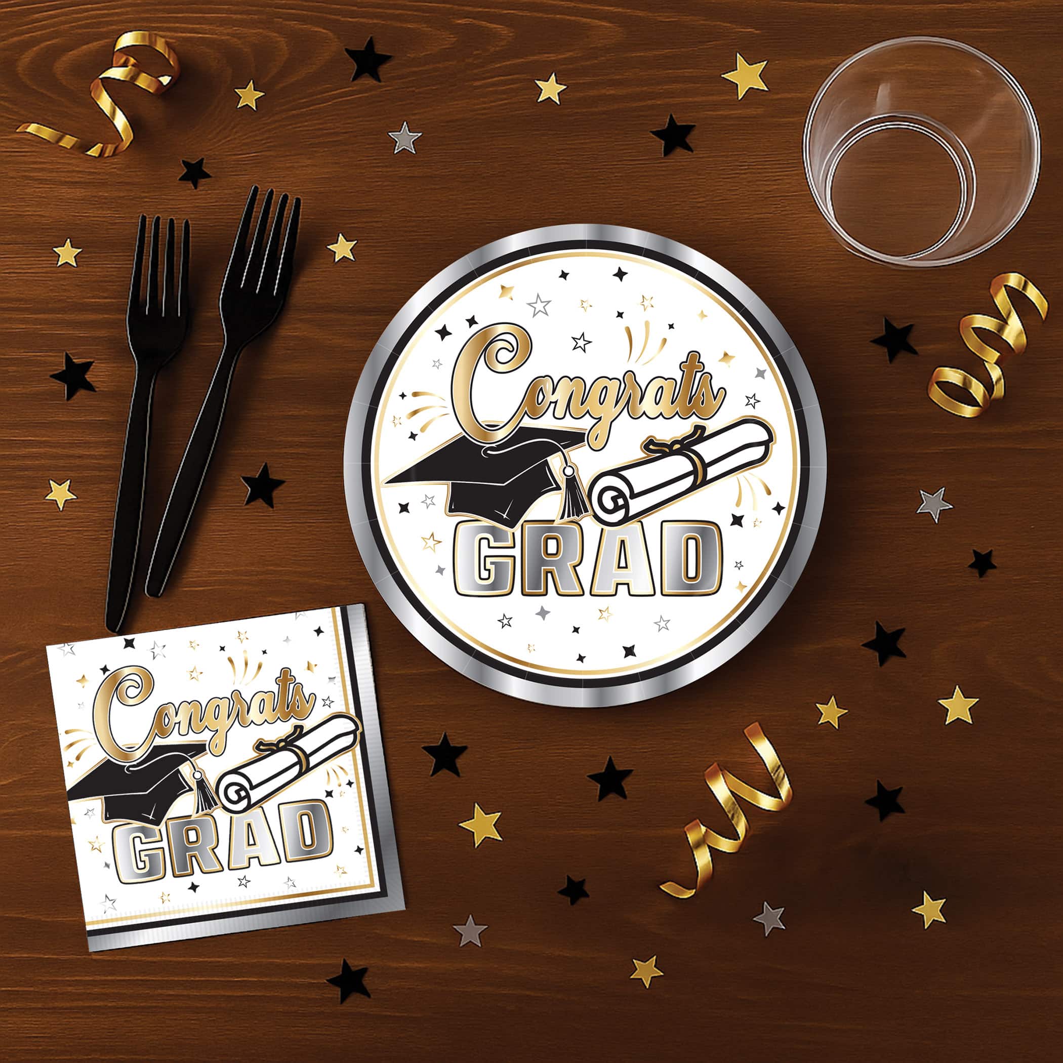 Beistle 7" White & Silver Graduation Plates, 16ct.