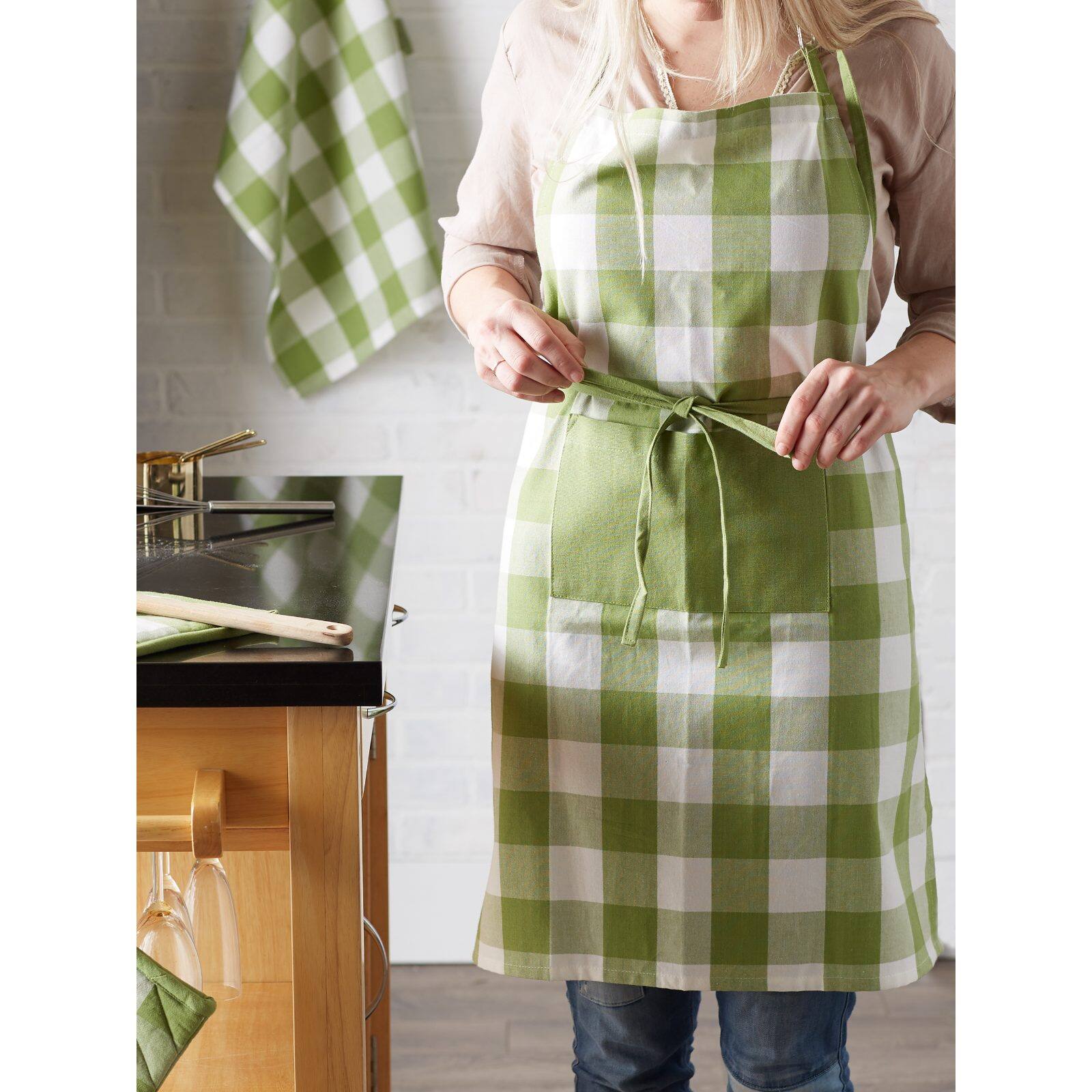DII® Buffalo Check Chef Apron