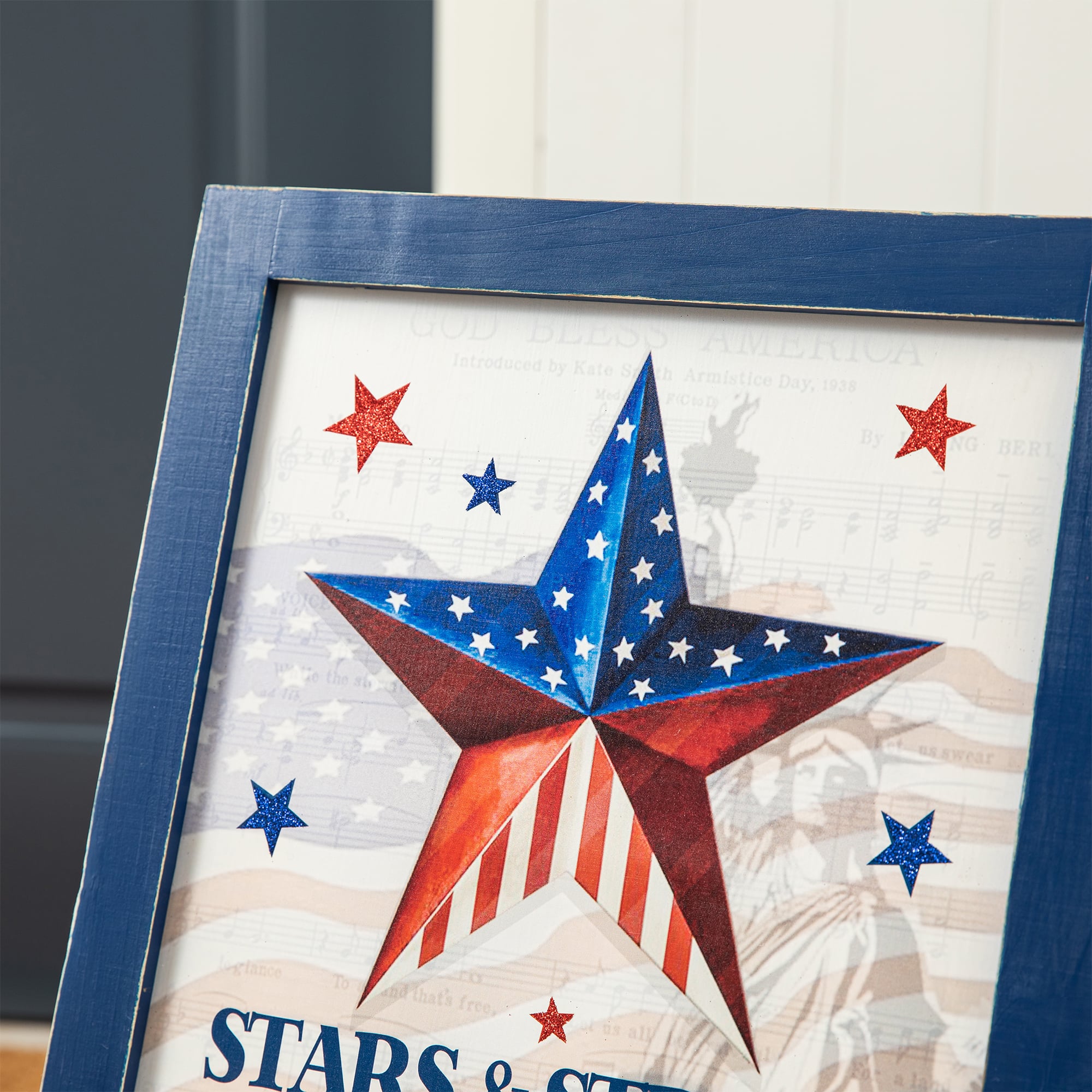 Glitzhome® 24" Patriotic Stars & Stripes Easel Porch Décor