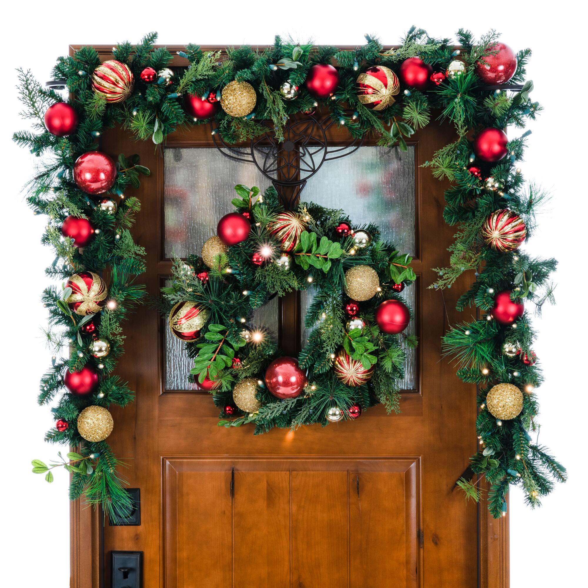 Village Lighting 24" Pre-Lit Christmas Classic Wreath, Clear LED Lights