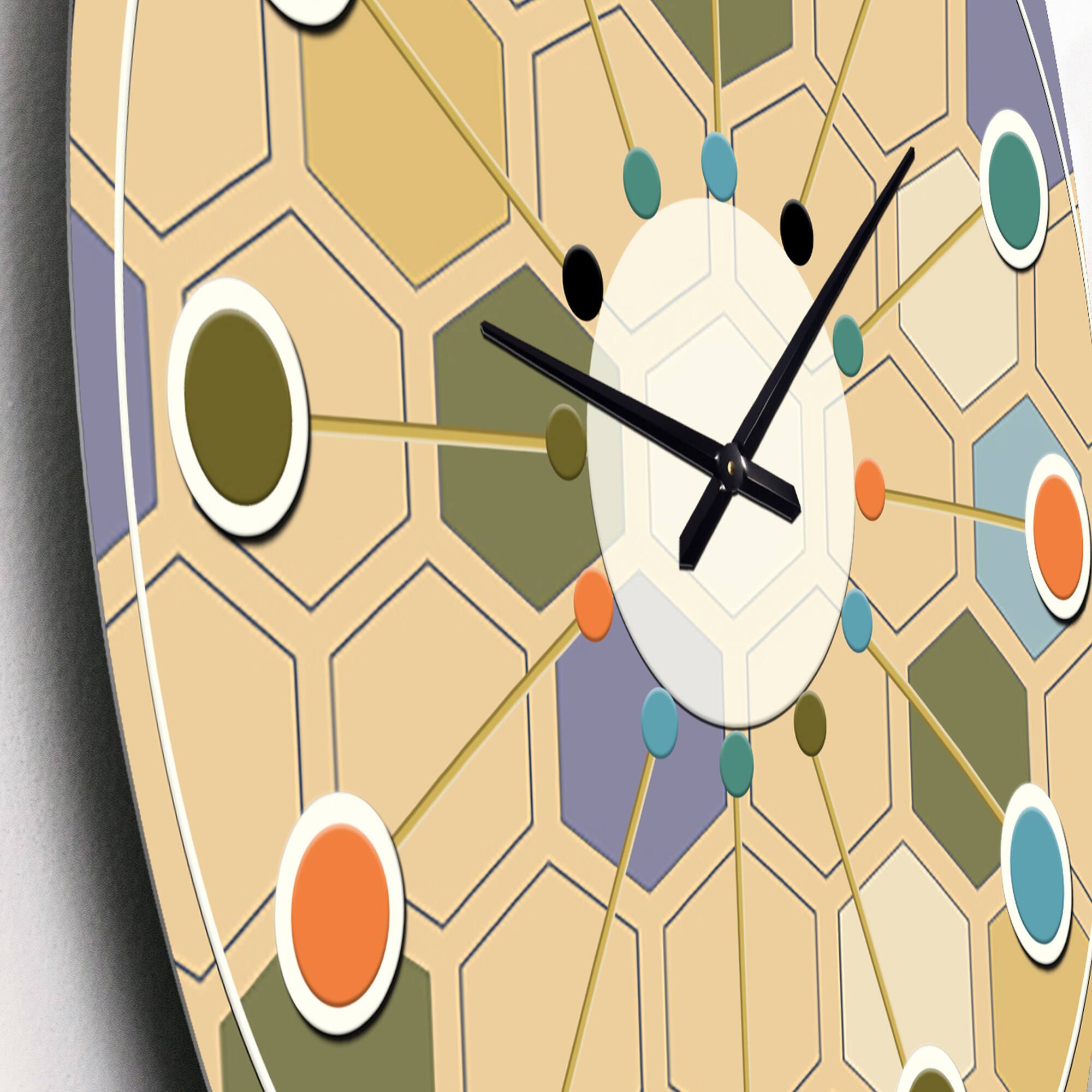 Designart 'Retro Hexagon Patternx Mid-Century Modern Wall Clock