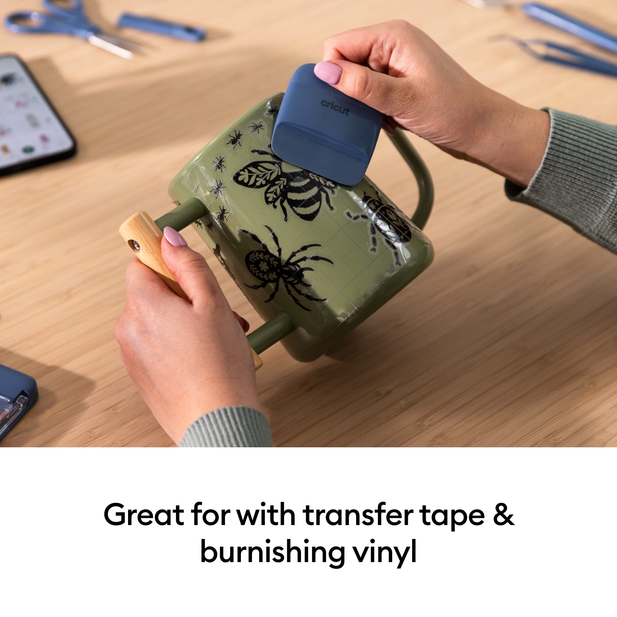 Cricut® Blue 2-Piece Scraper Tool Set