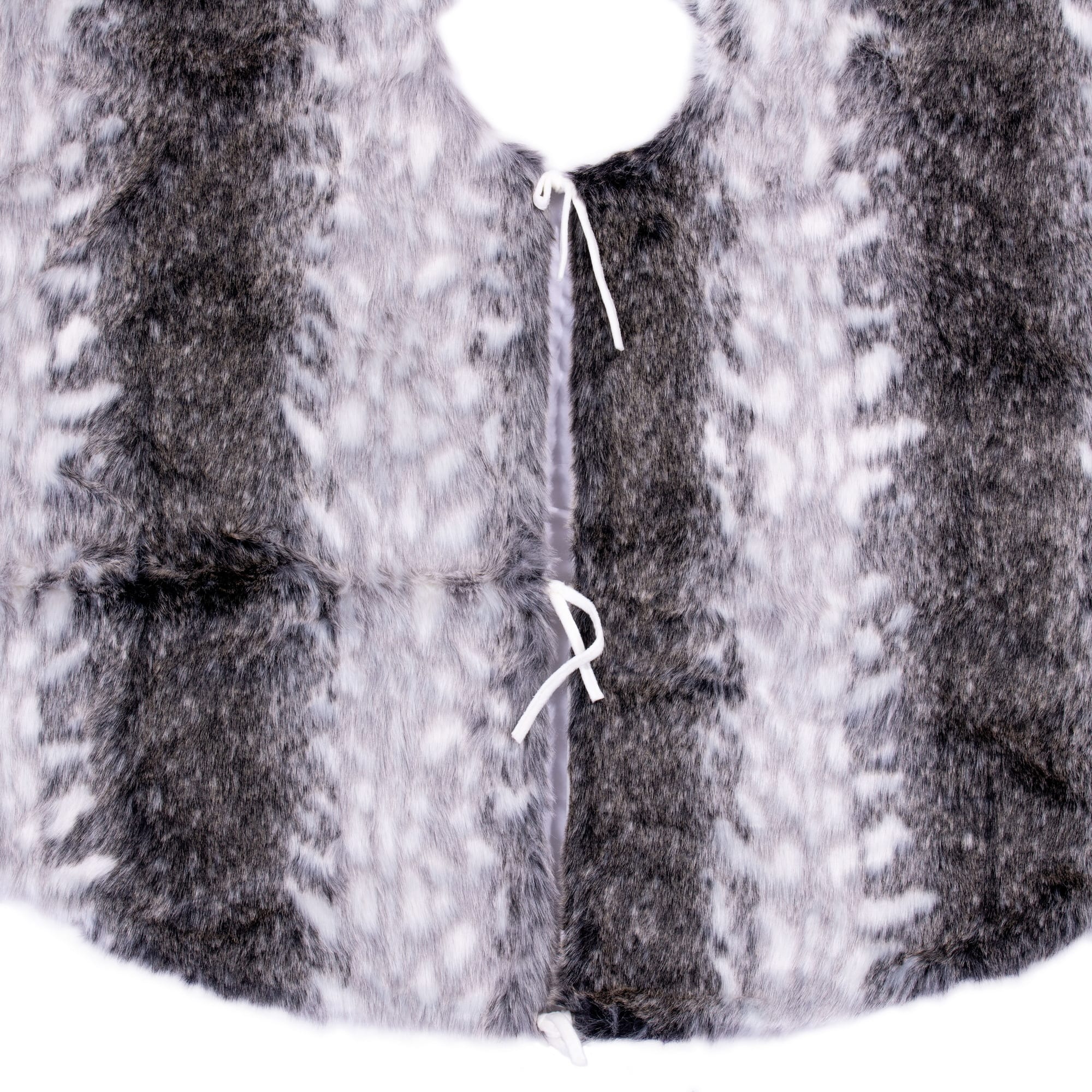 Vickerman Black & Snow White Arctic Faux Fur Tree Skirt