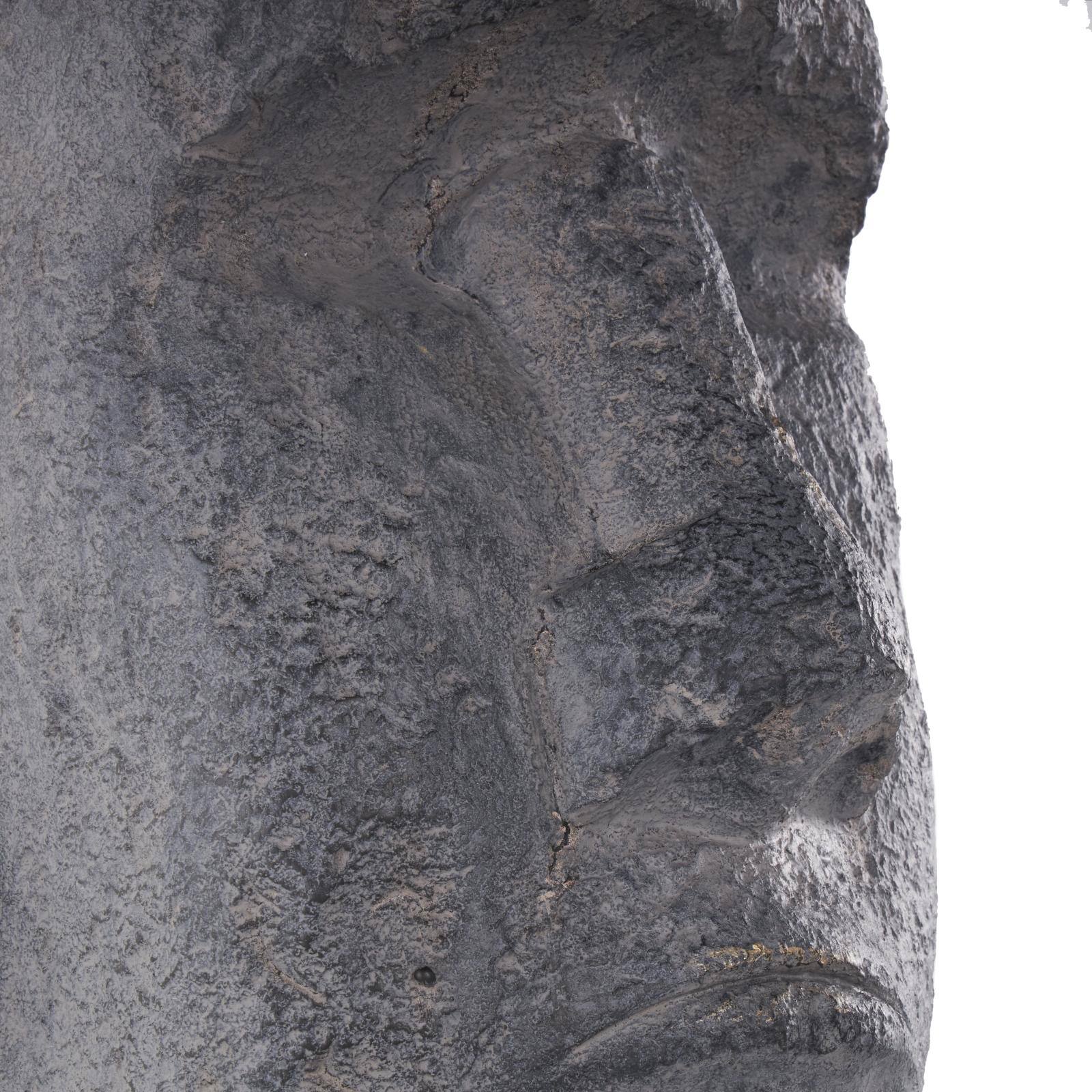 Distressed Island Head Planter