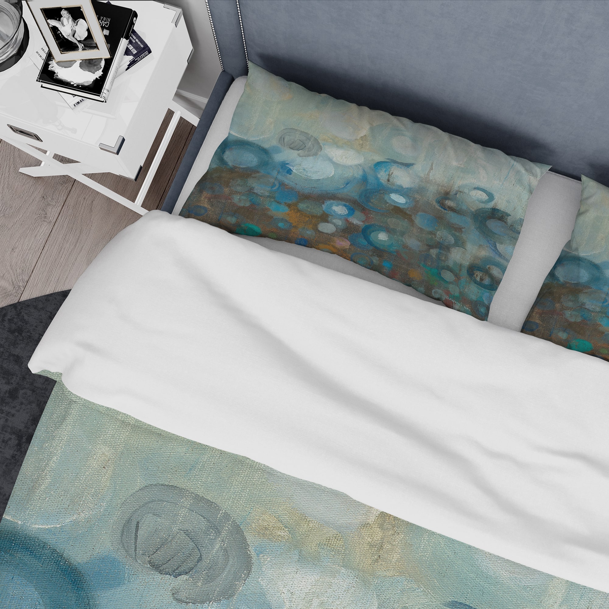 Designart 'Blue and Bronze Dots on Glass I' Geometric Bedding Set