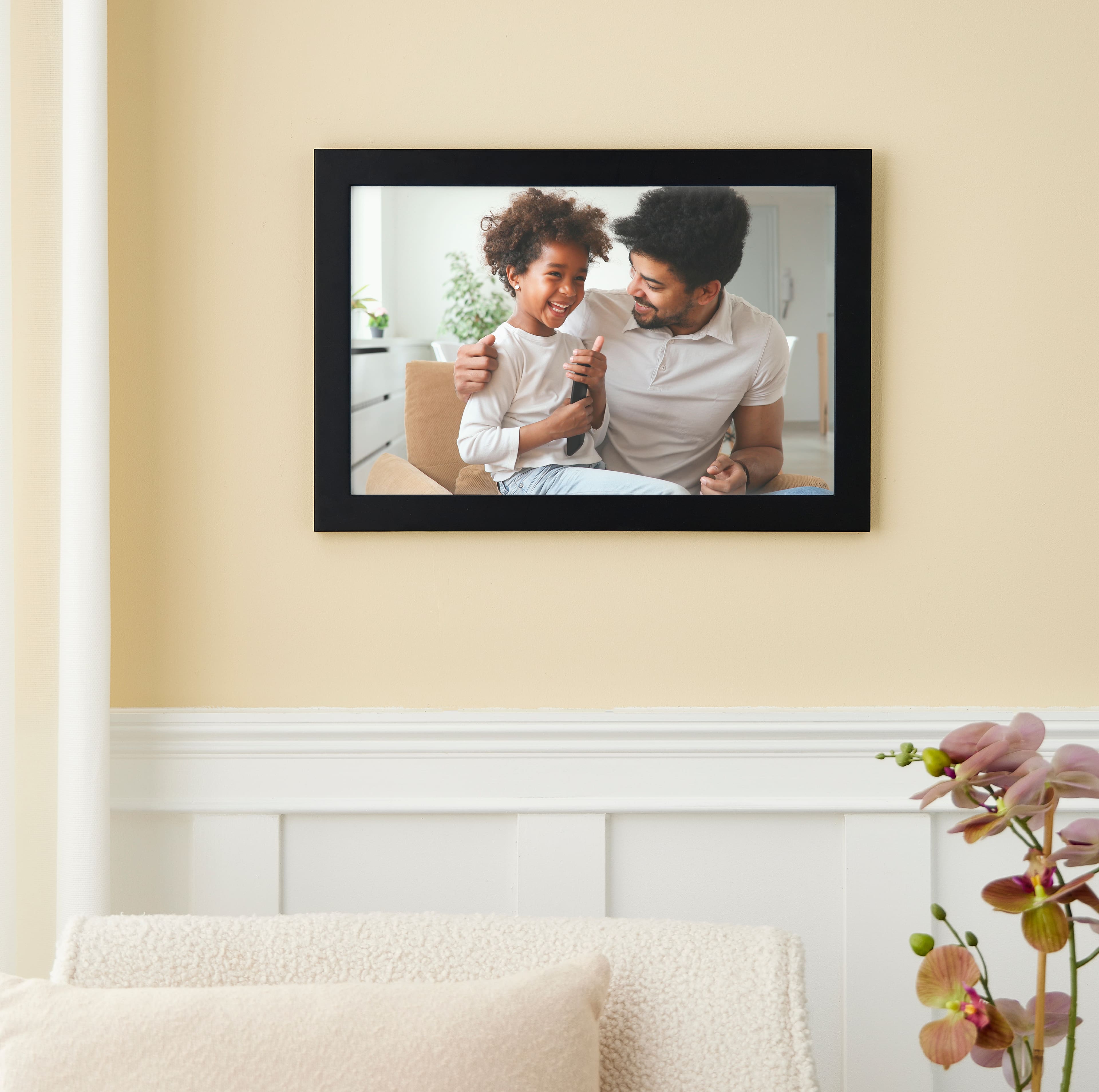 Home Flat Black Frame by Studio Décor®