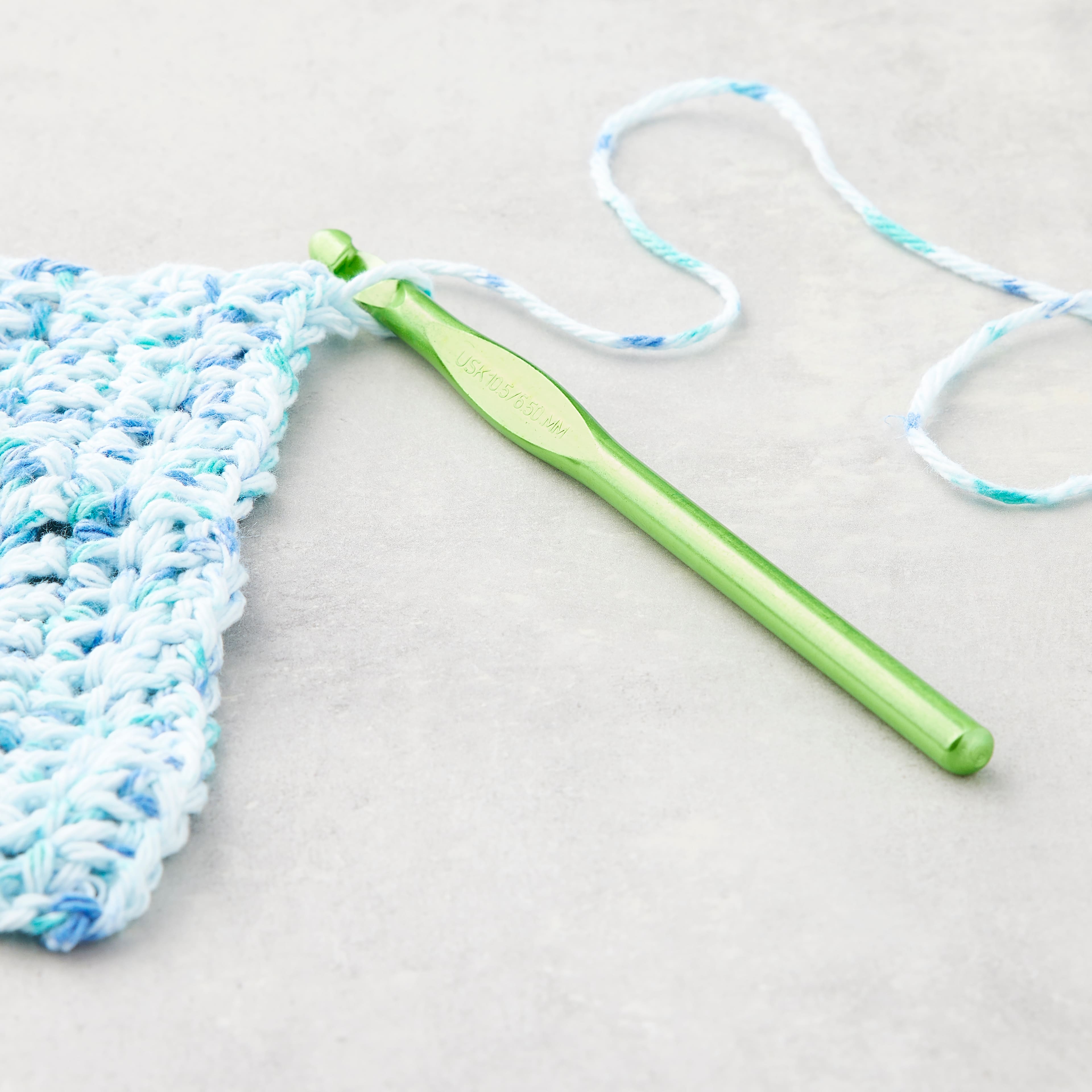 Susan Bates® Silvalume® Aluminium Crochet Hook