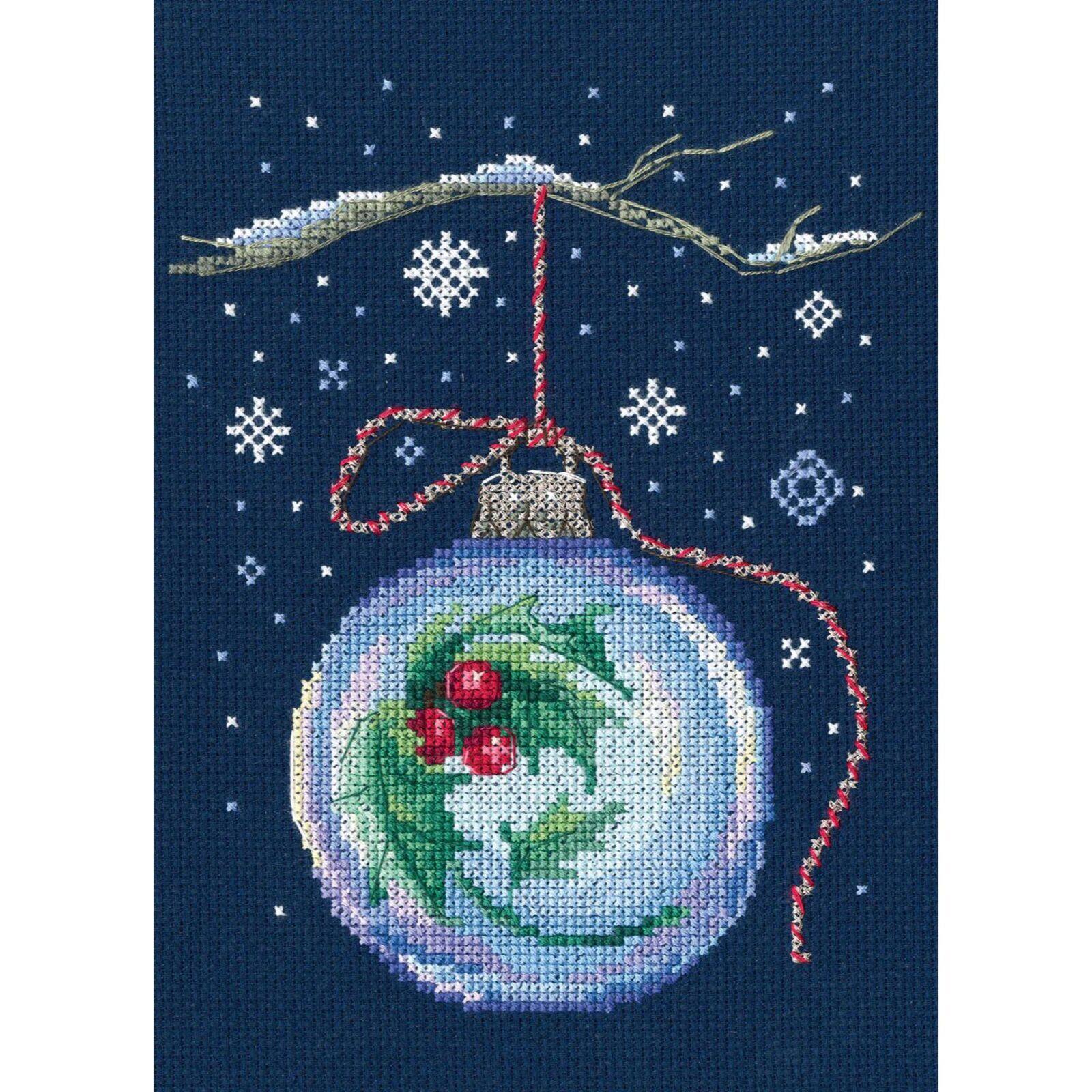 RTO Ornamnet Ball with a Sprig of Holly Counted Cross Stitch Kit