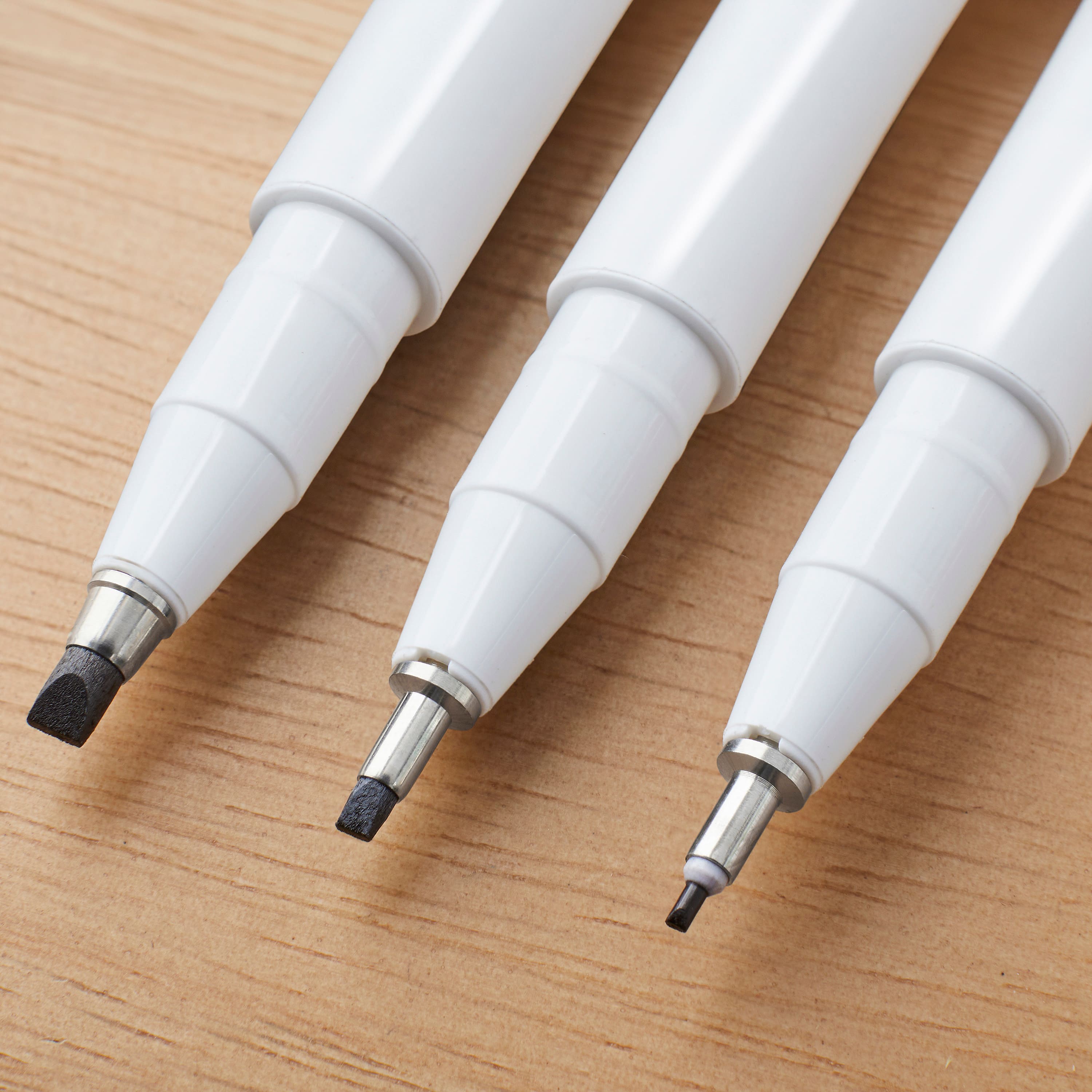 Speedball® Elegant Writer® 3-Piece Black Flat Tip Set